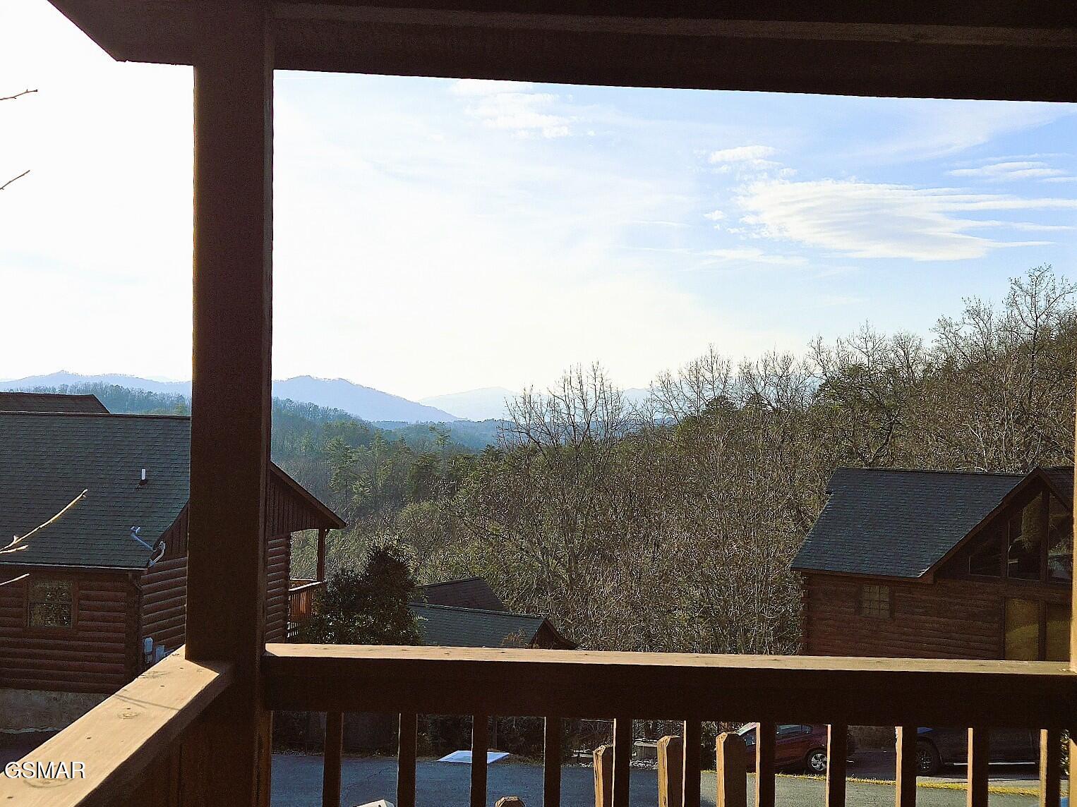 1529 Boo Boos Way Sevierville TN 37862