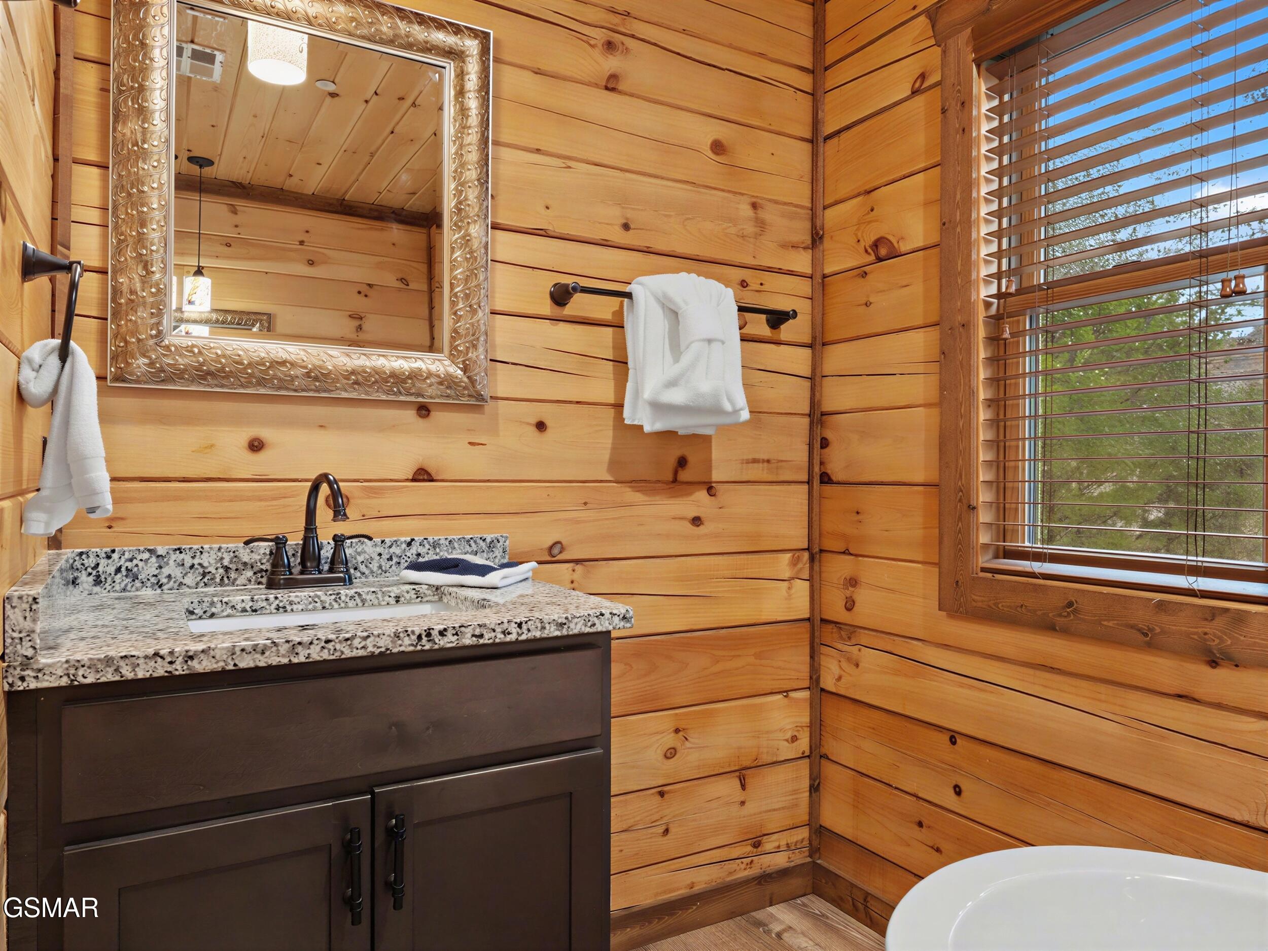3227 White Falcon Way Pigeon Forge TN 37863