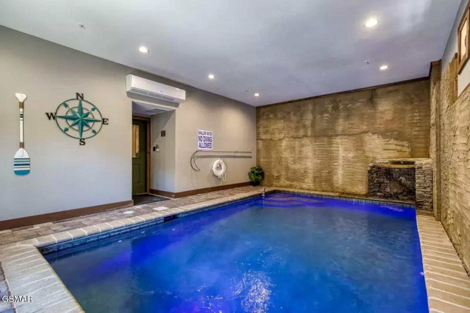 3227 White Falcon Way Pigeon Forge TN 37863