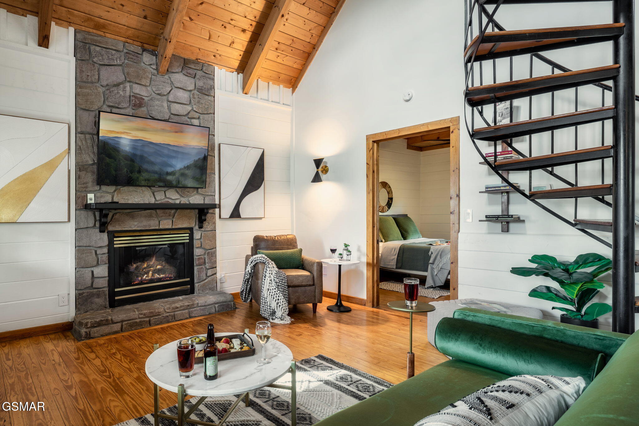 1008 Walini Way Sevierville TN 37876