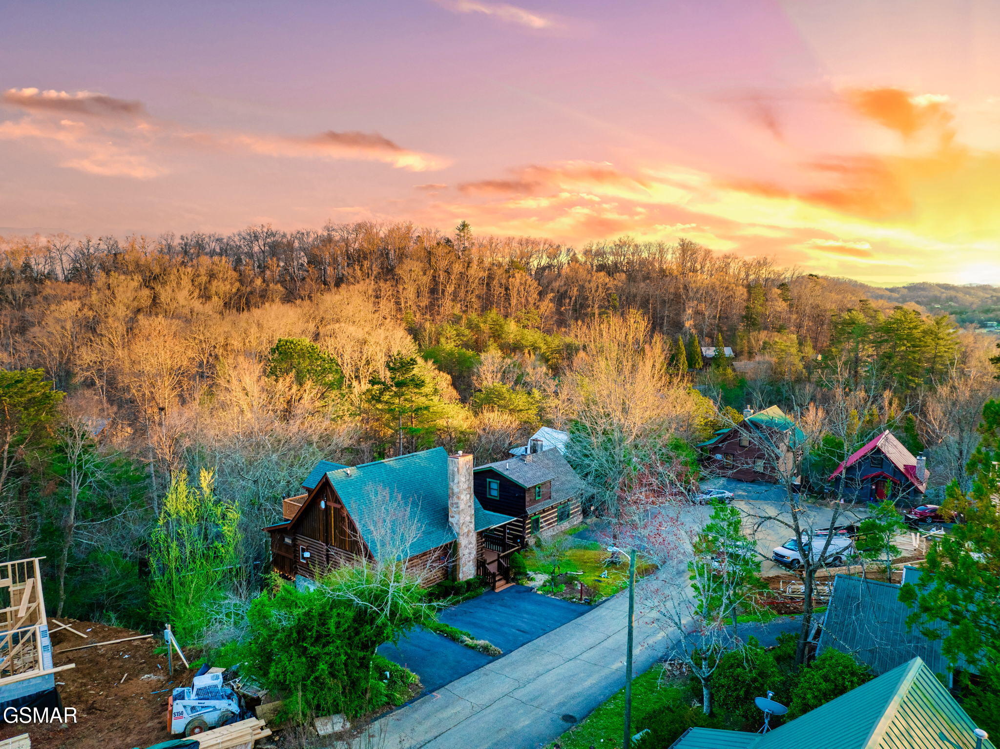 1008 Walini Way Sevierville TN 37876
