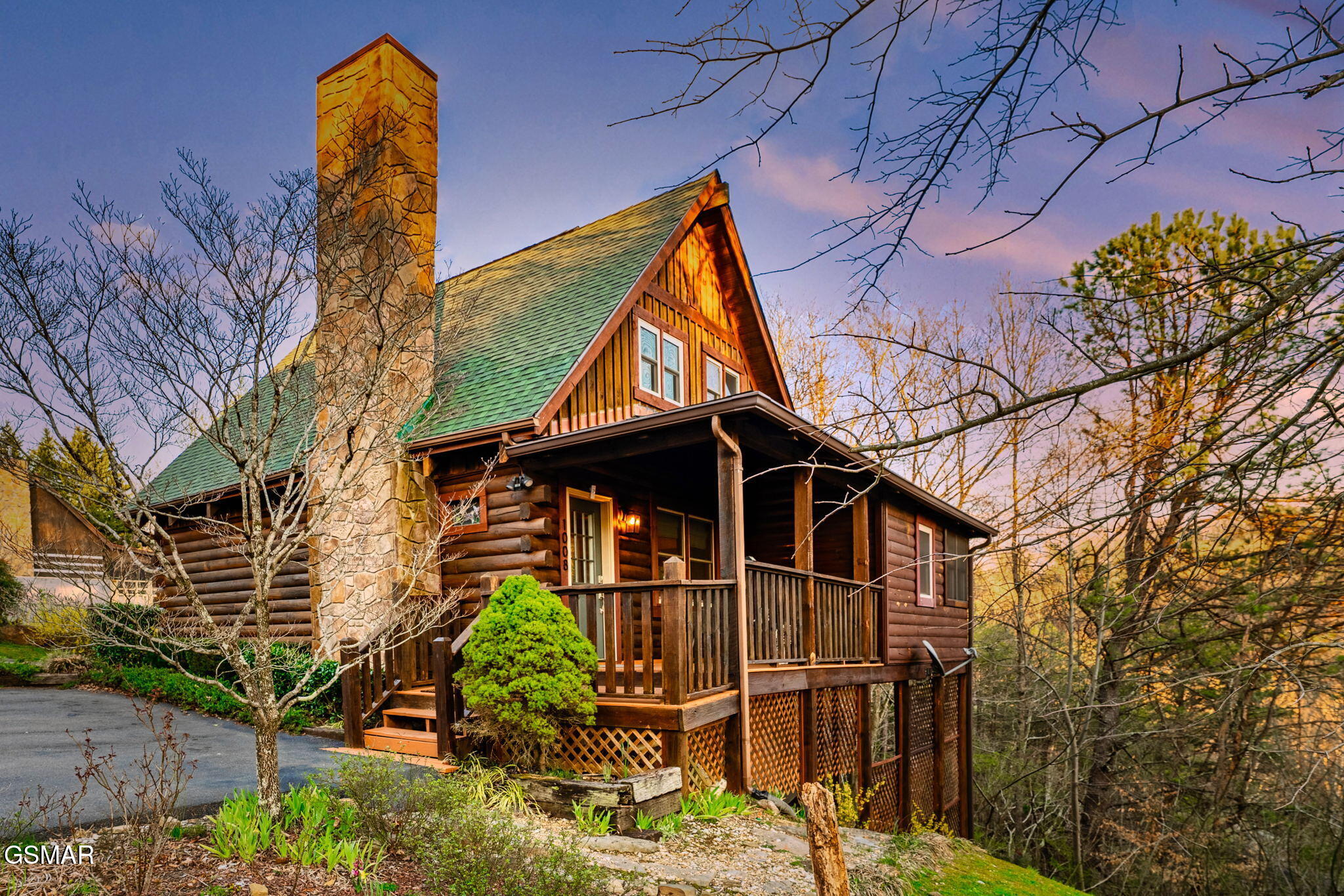 1008 Walini Way Sevierville TN 37876