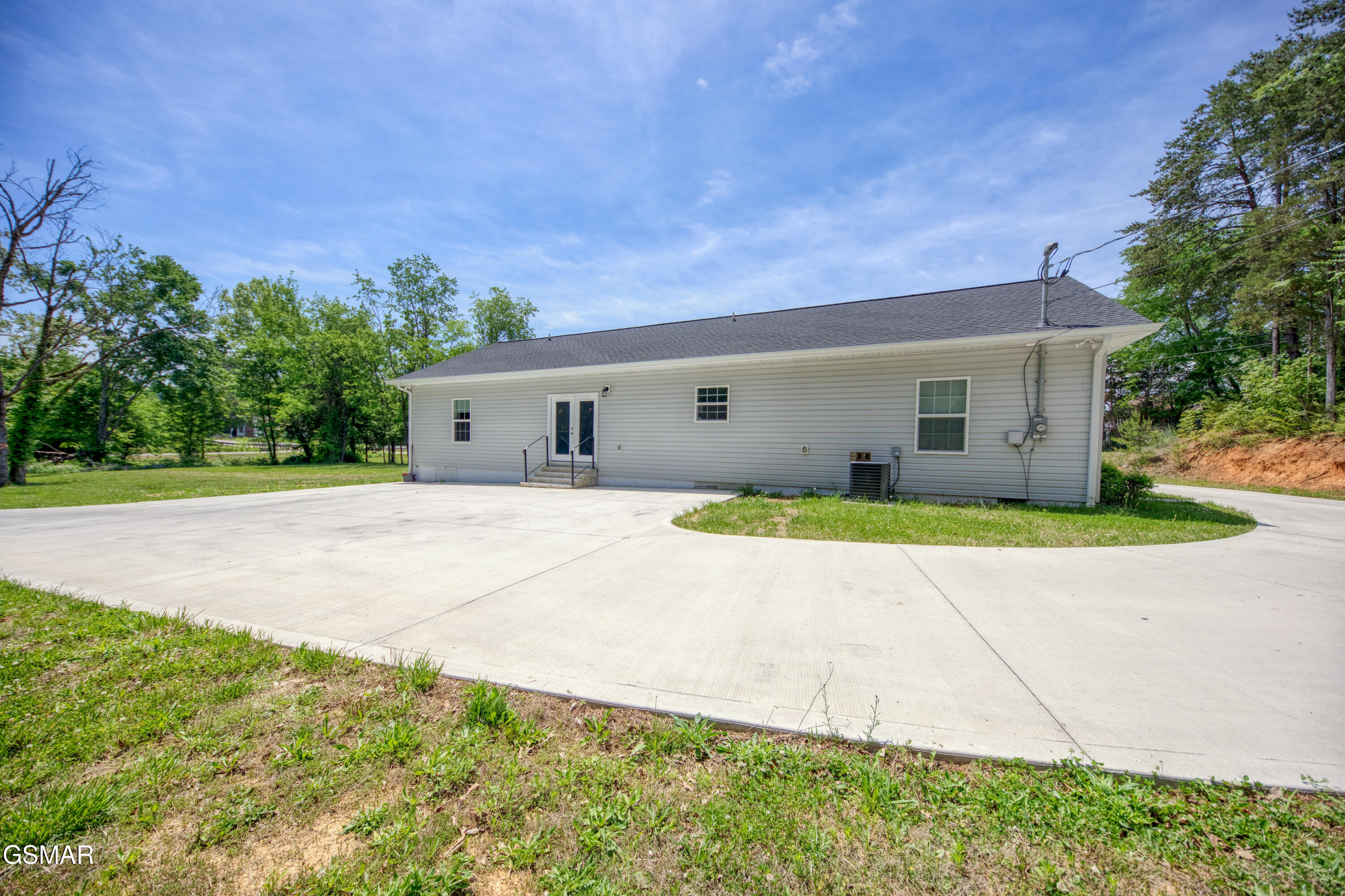 1014 Valley Home Road Dandridge TN 37725