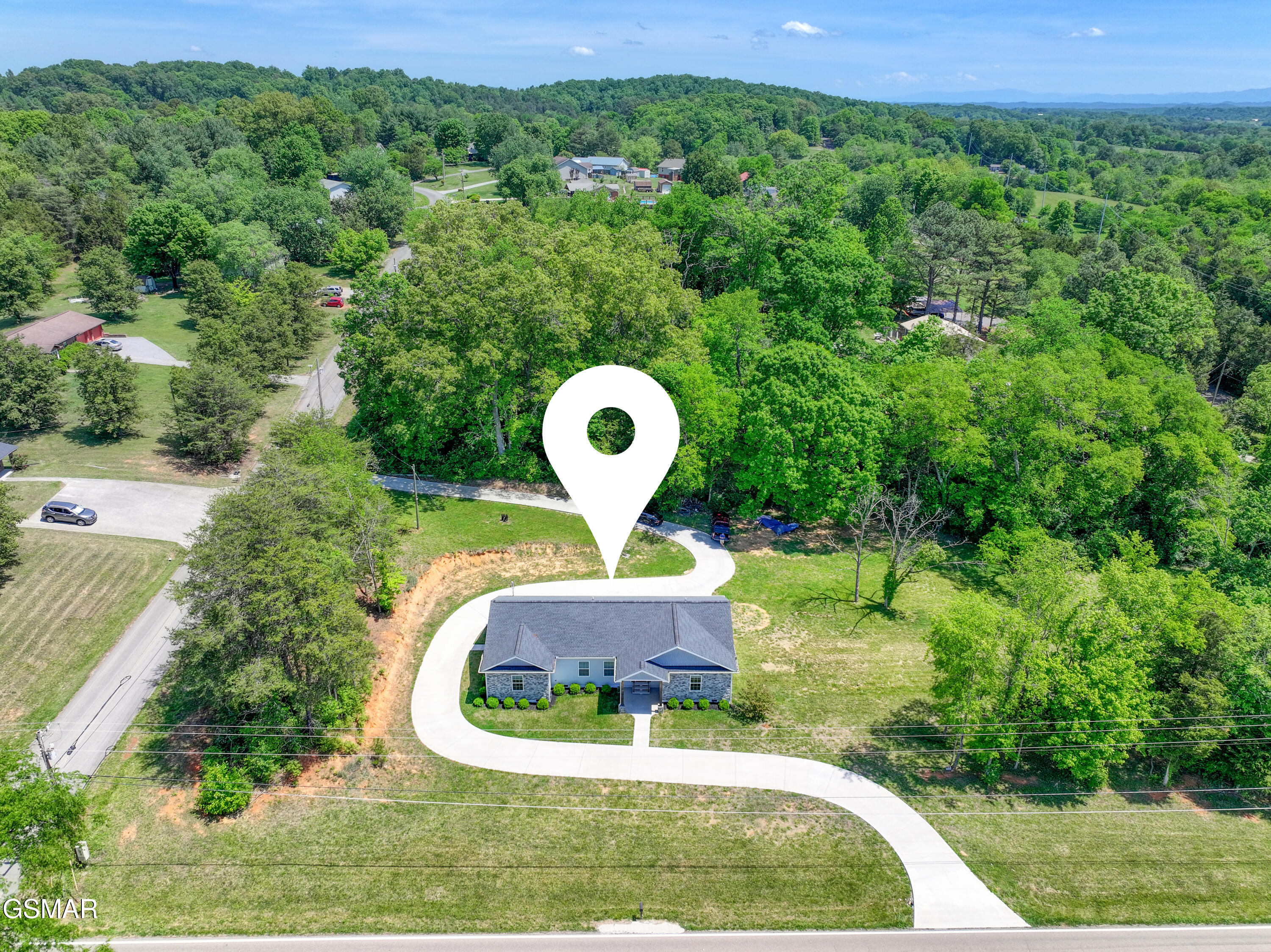 1014 Valley Home Road Dandridge TN 37725