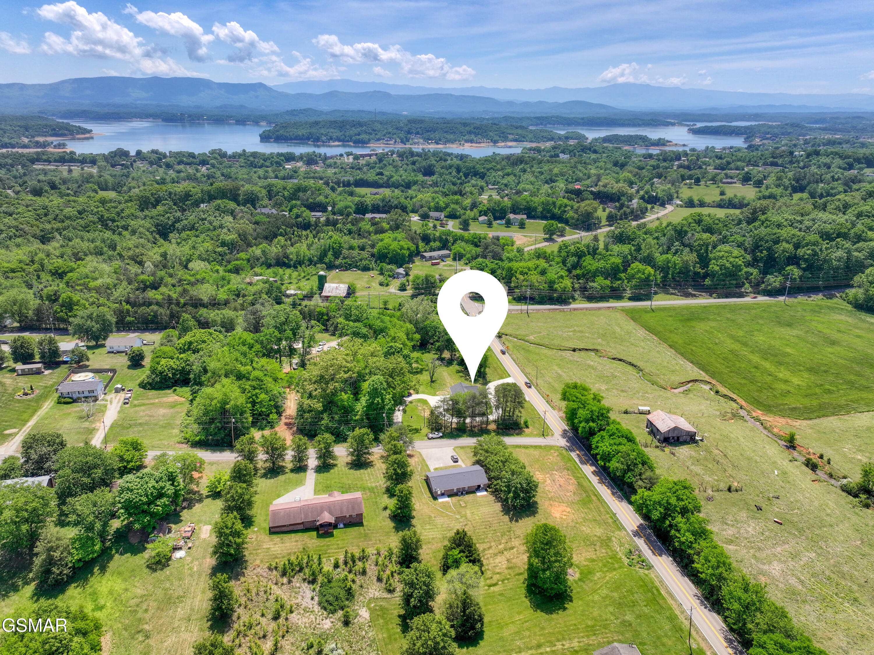1014 Valley Home Road Dandridge TN 37725