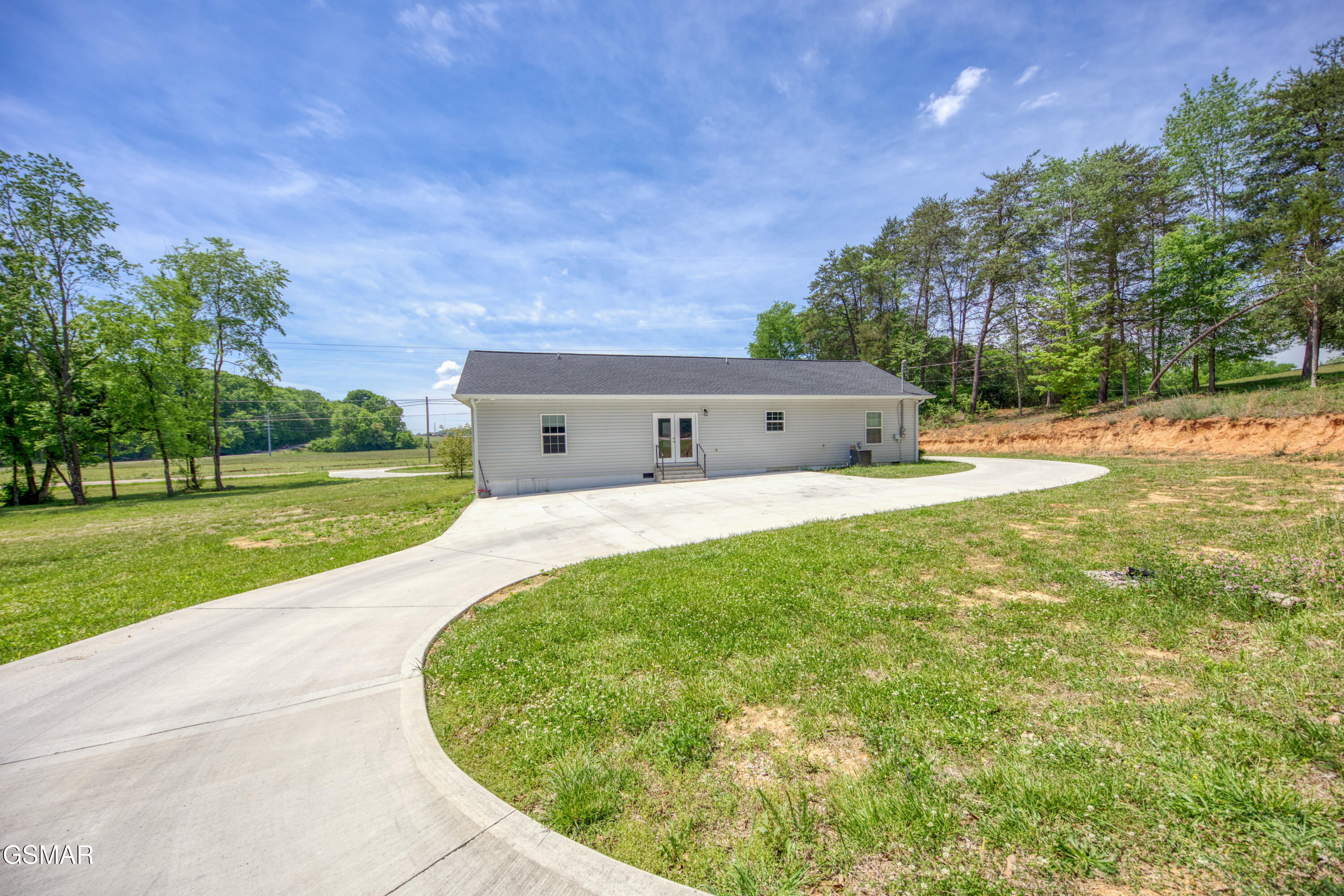 1014 Valley Home Road Dandridge TN 37725