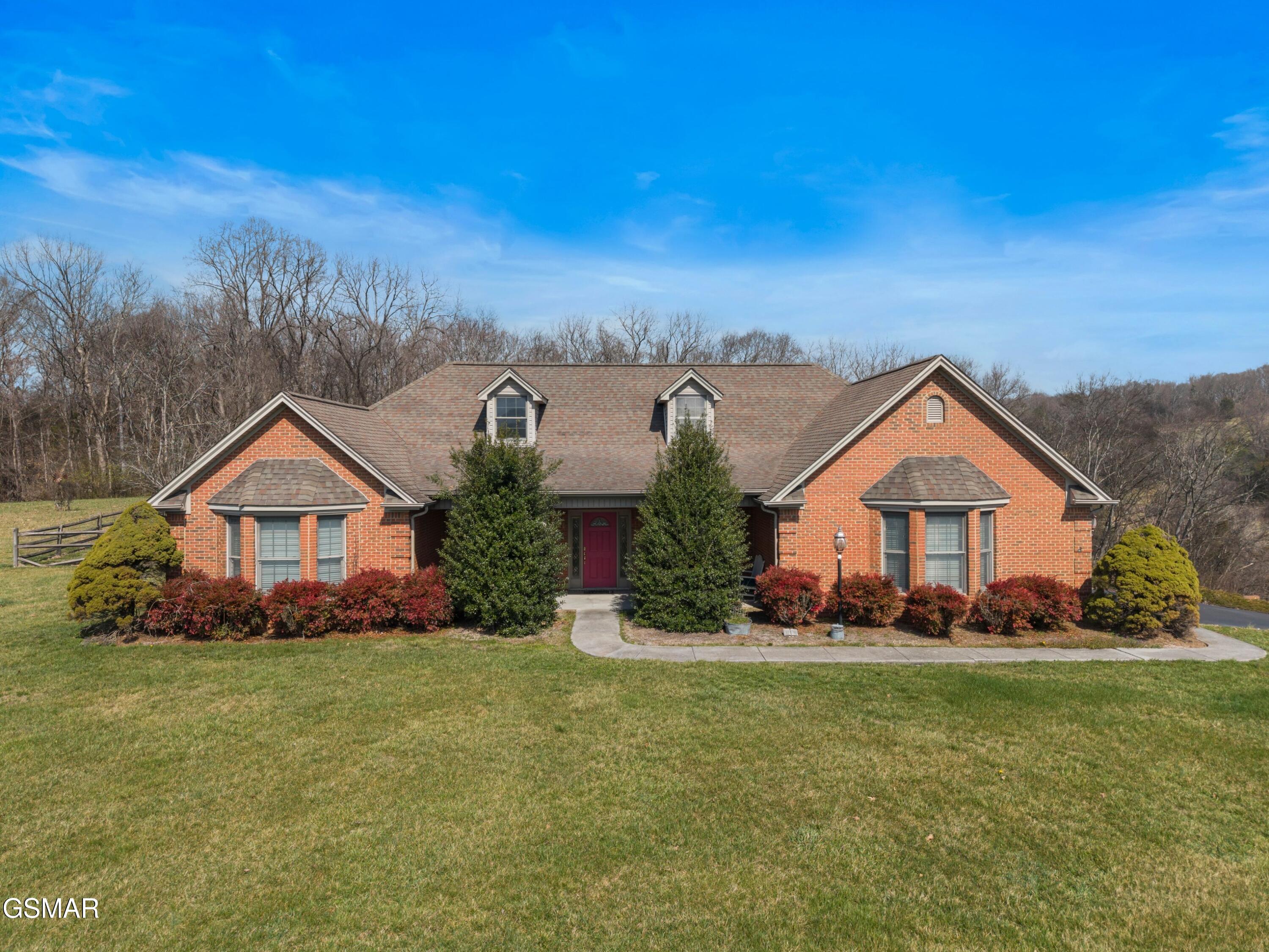 1141 Carolina Drive Dandridge TN 37725