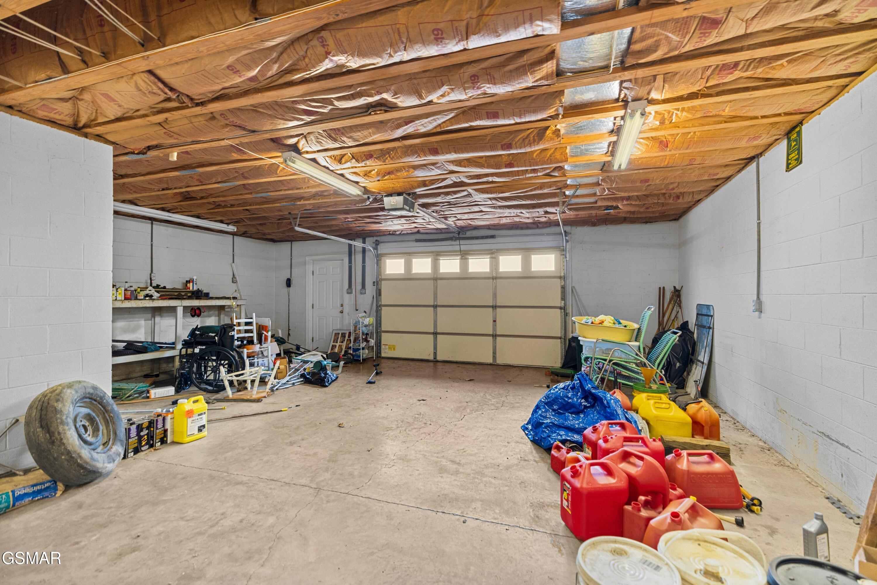 1141 Carolina Drive Dandridge TN 37725