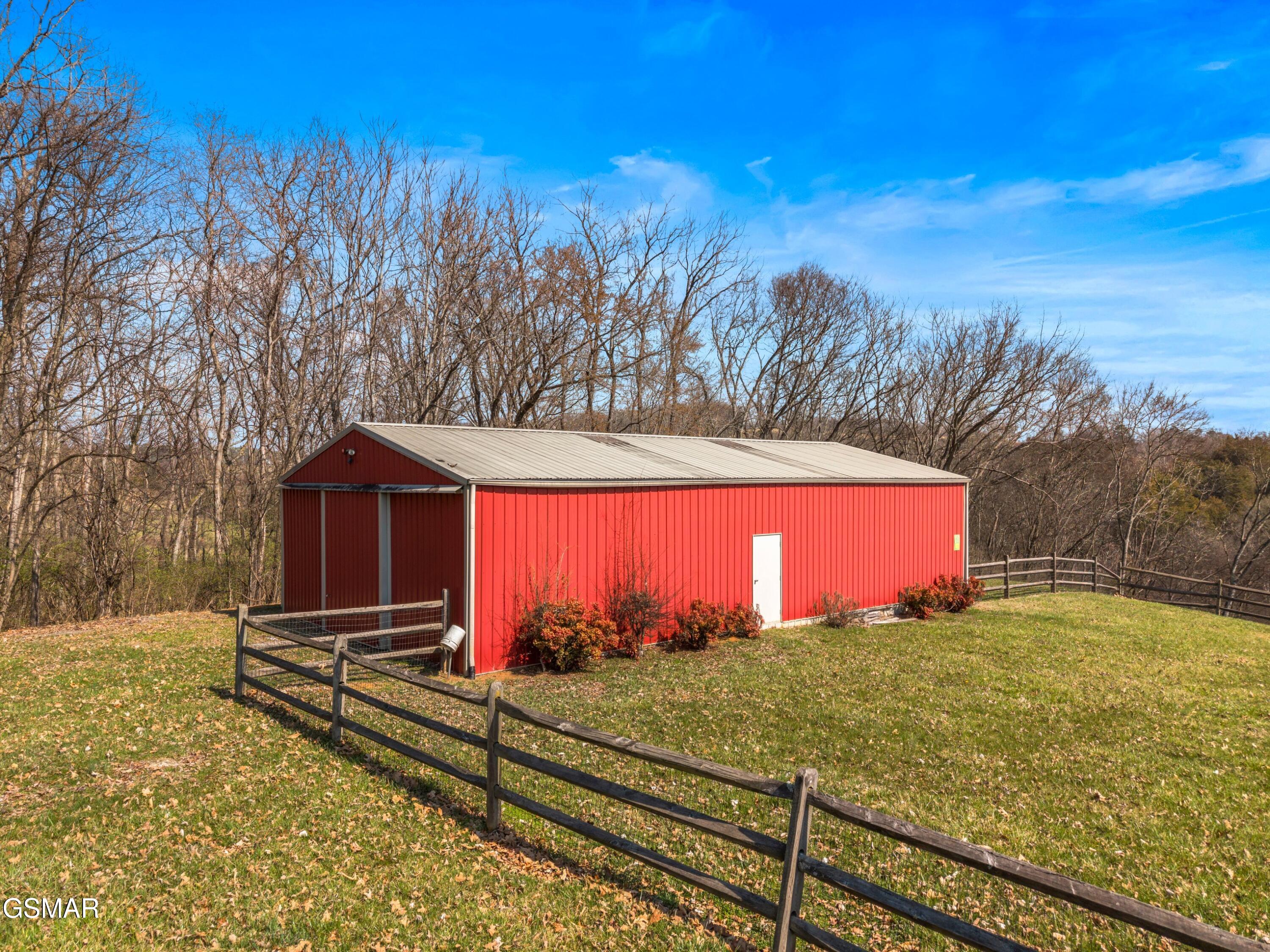 1141 Carolina Drive Dandridge TN 37725