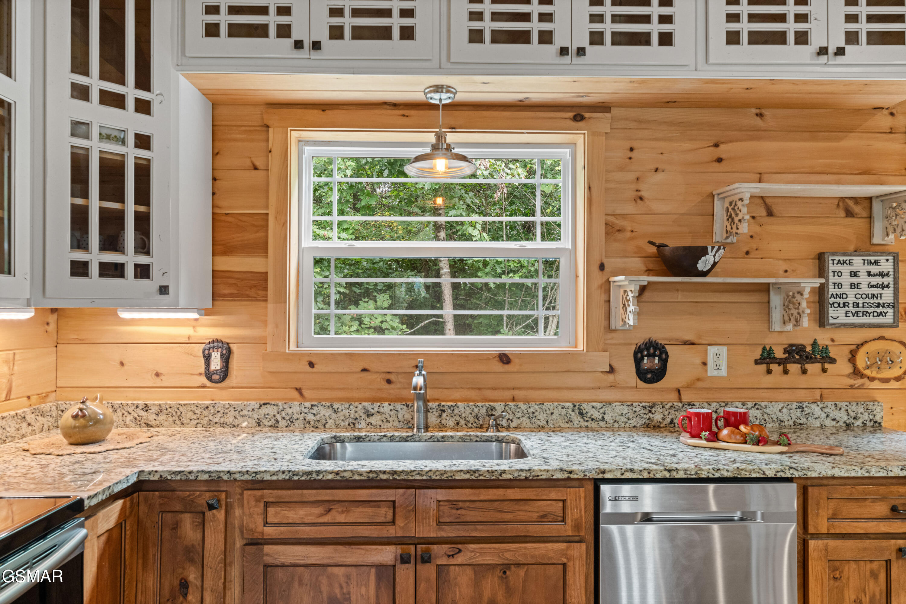 3851 Mistletoe Loop Sevierville TN 37876