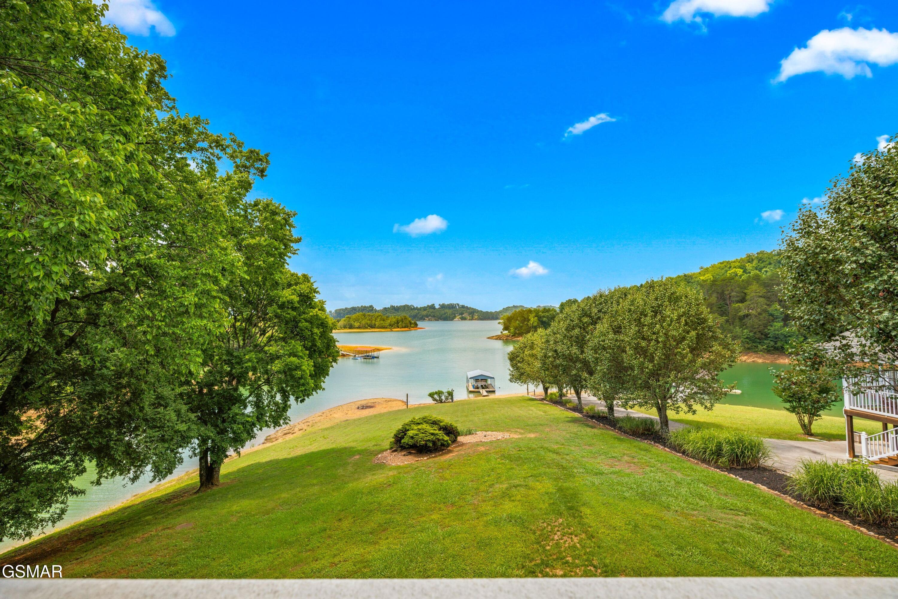 211 Mariners Lane Dandridge TN 37725