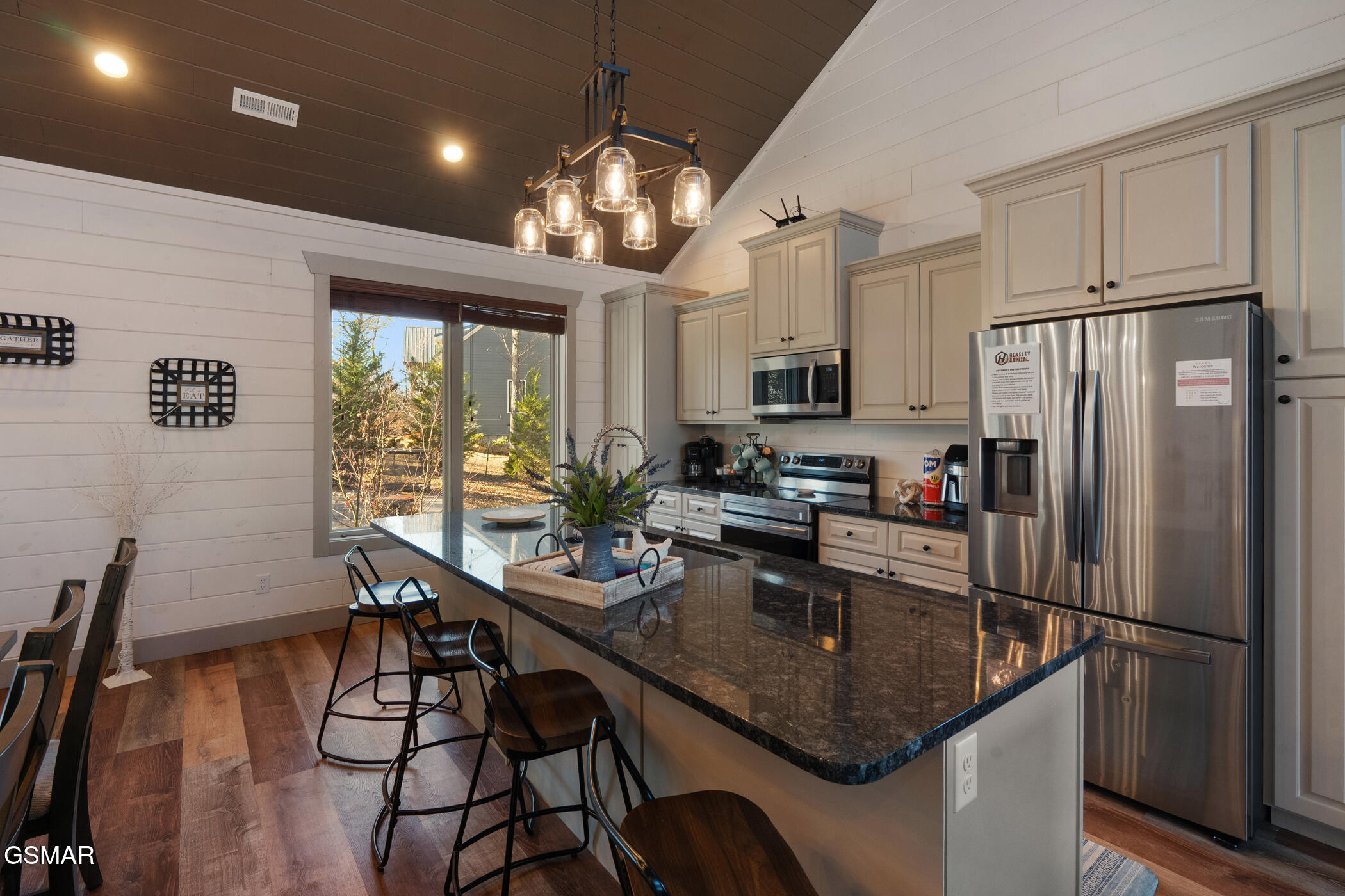 2430 Rainbow Falls Lane Sevierville TN 37862