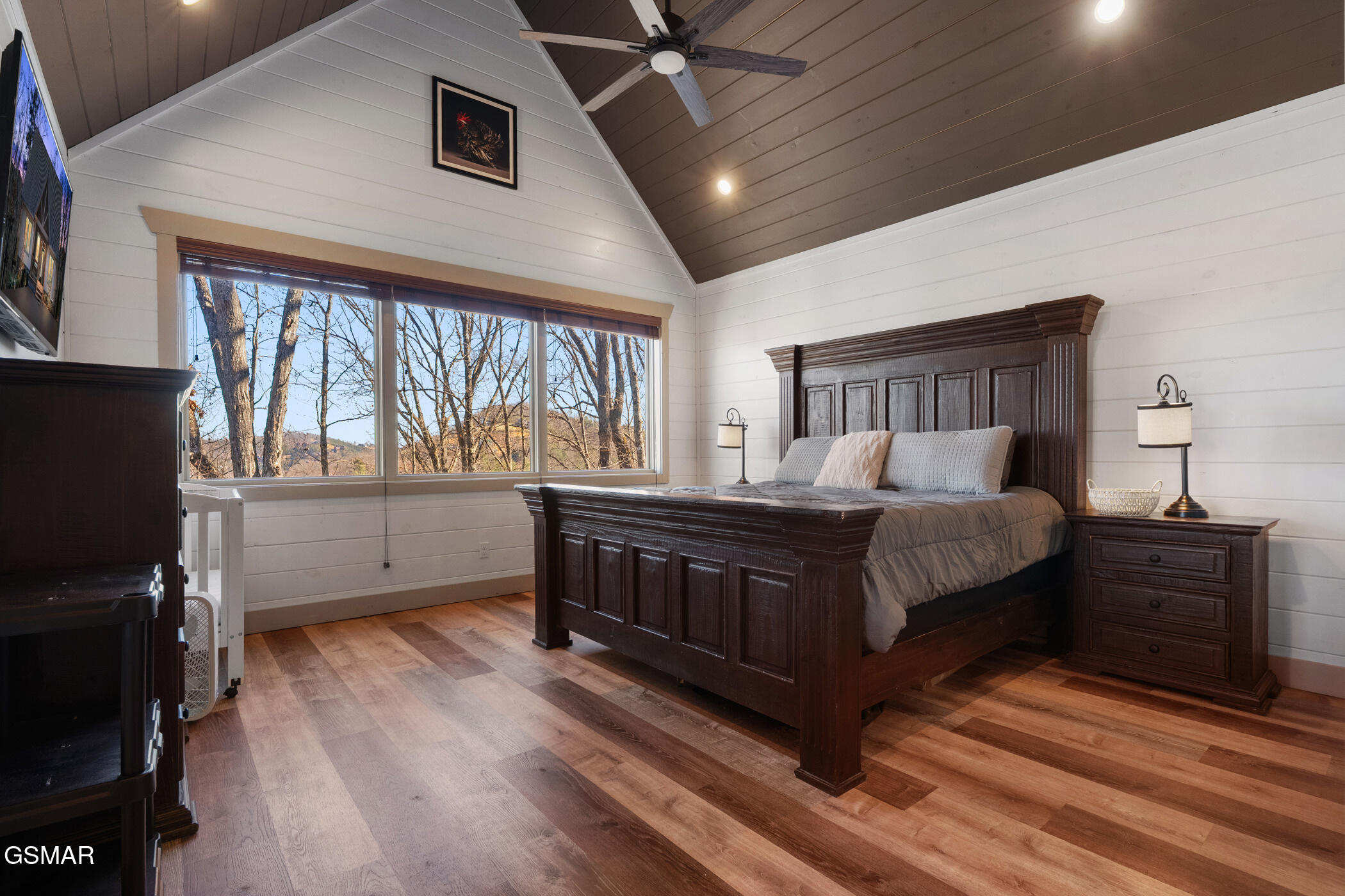 2430 Rainbow Falls Lane Sevierville TN 37862