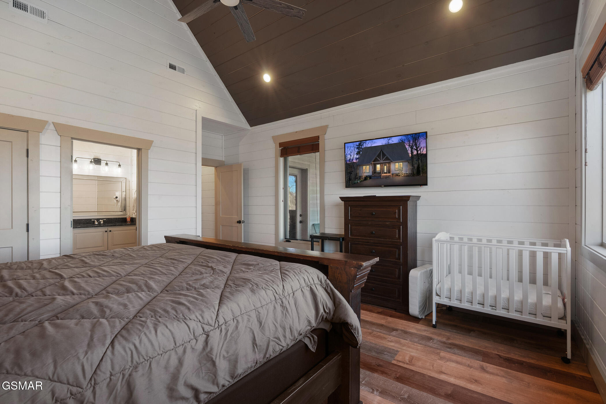 2430 Rainbow Falls Lane Sevierville TN 37862