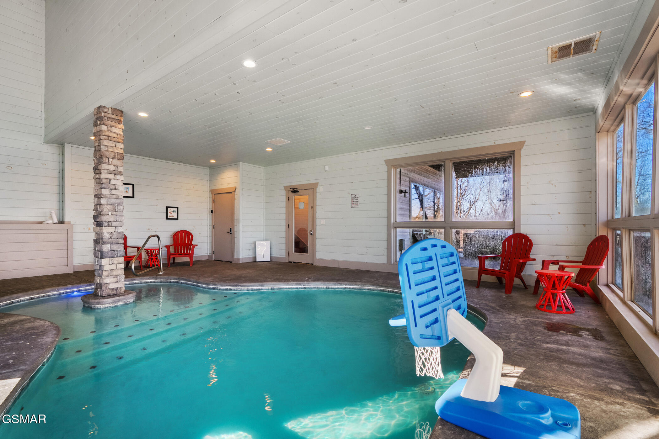 2430 Rainbow Falls Lane Sevierville TN 37862