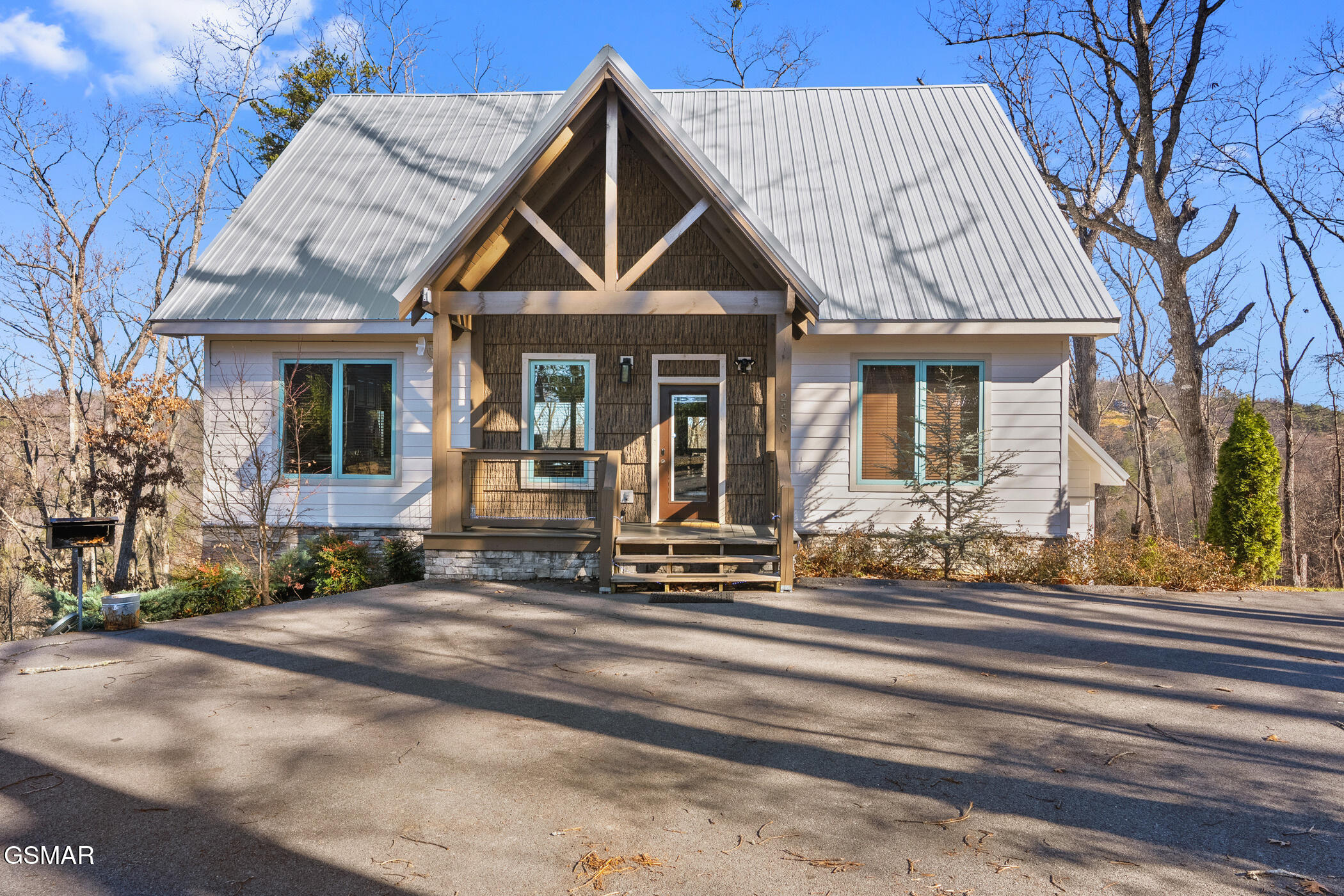 2430 Rainbow Falls Lane Sevierville TN 37862