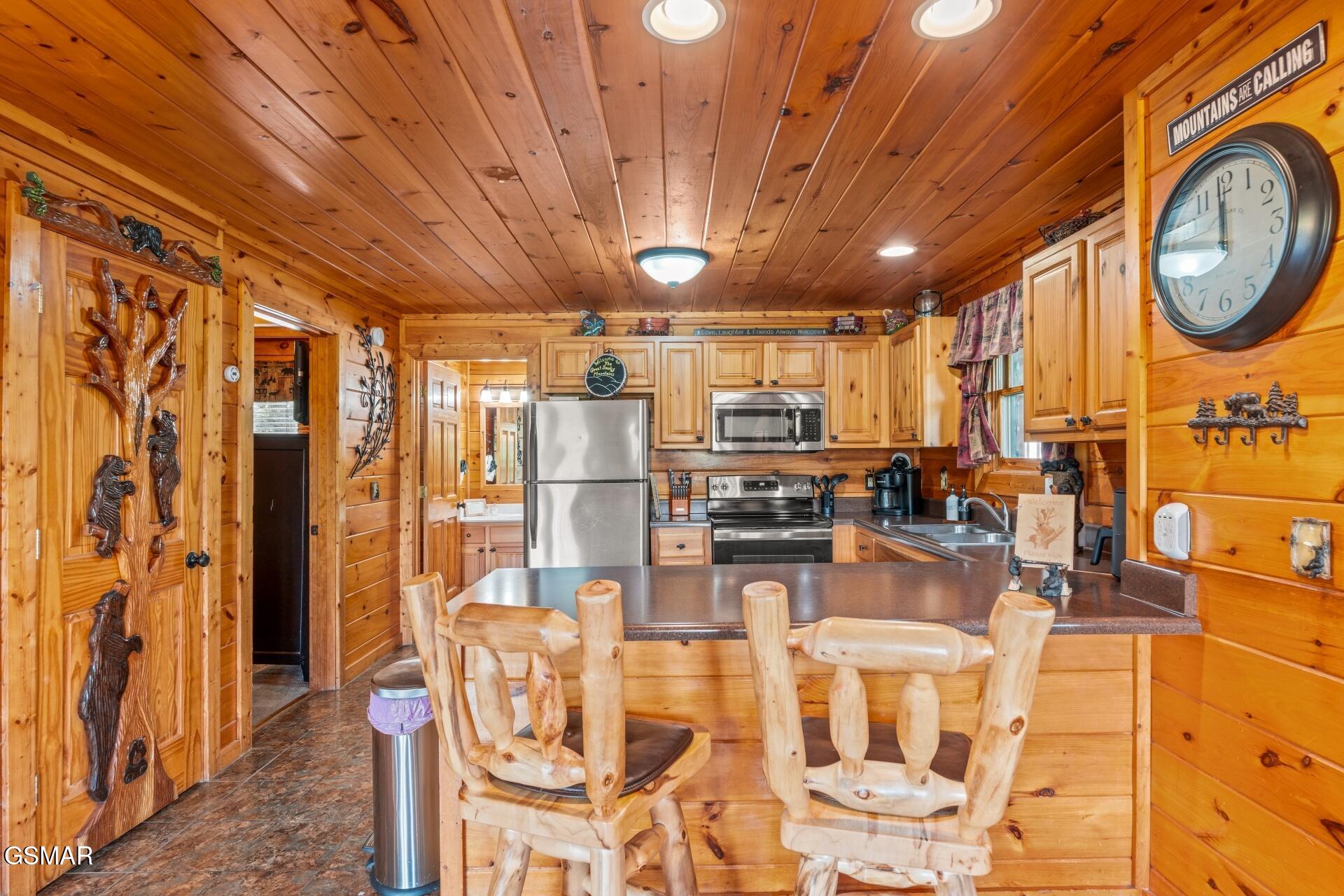 4519 Forest Vista Way Pigeon Forge TN 37863