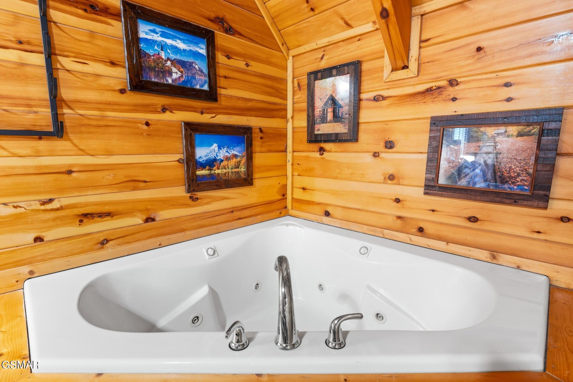 4519 Forest Vista Way Pigeon Forge TN 37863