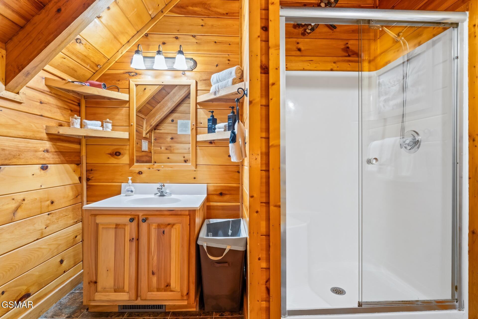 4519 Forest Vista Way Pigeon Forge TN 37863