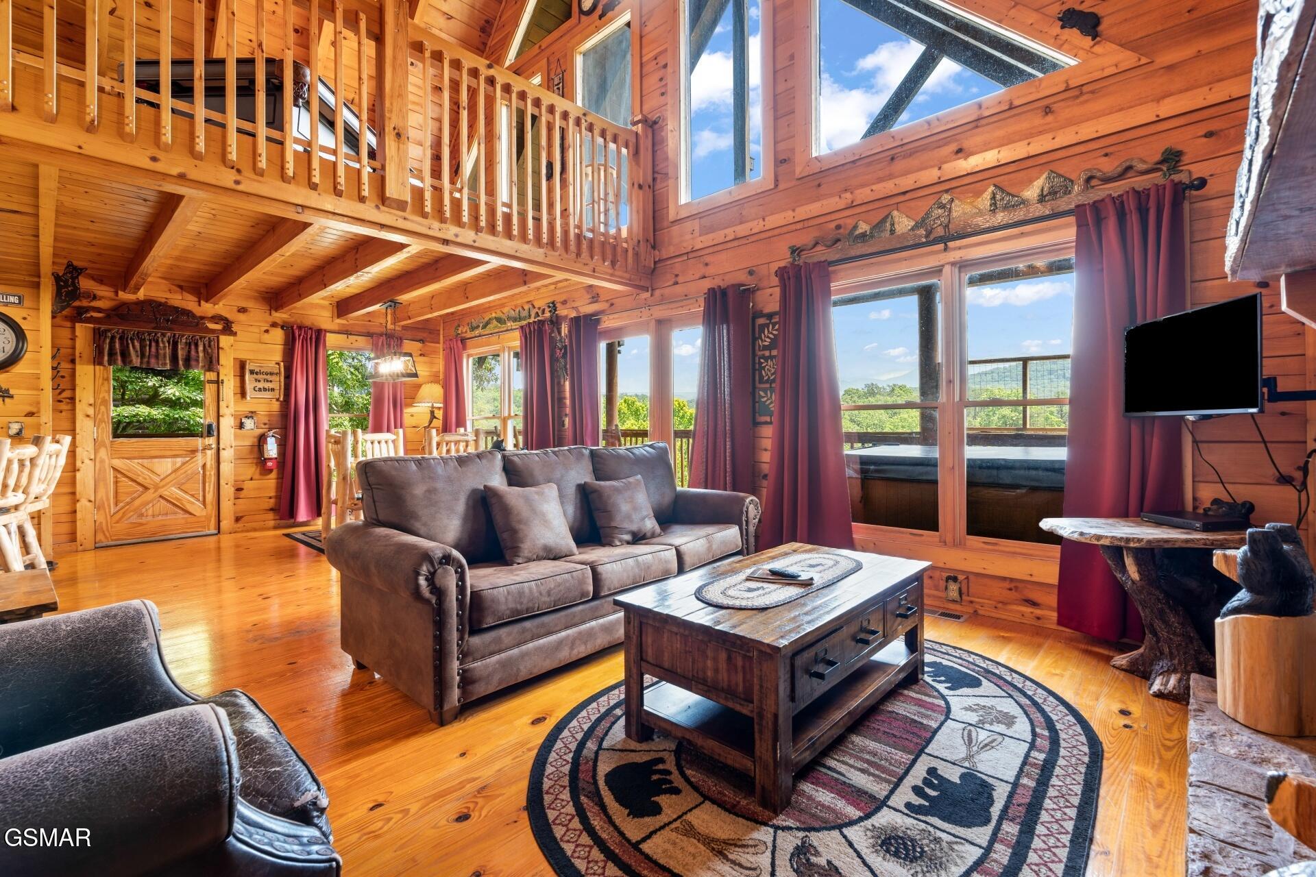 4519 Forest Vista Way Pigeon Forge TN 37863
