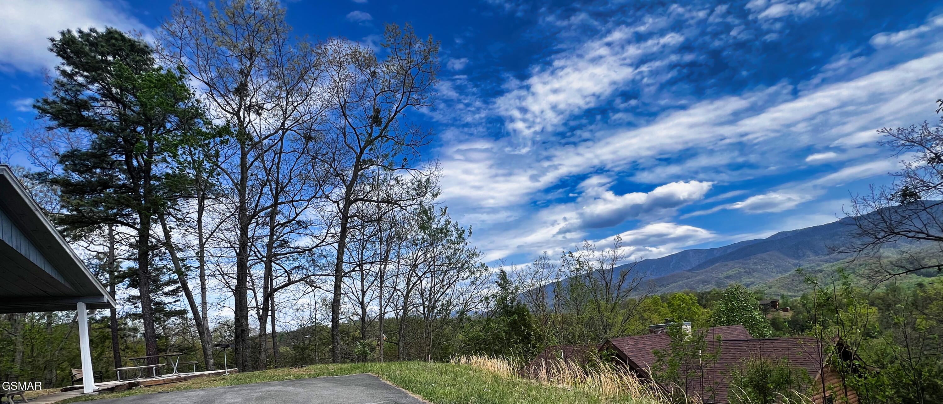 1030 Fox Tail Trail Gatlinburg TN 37738