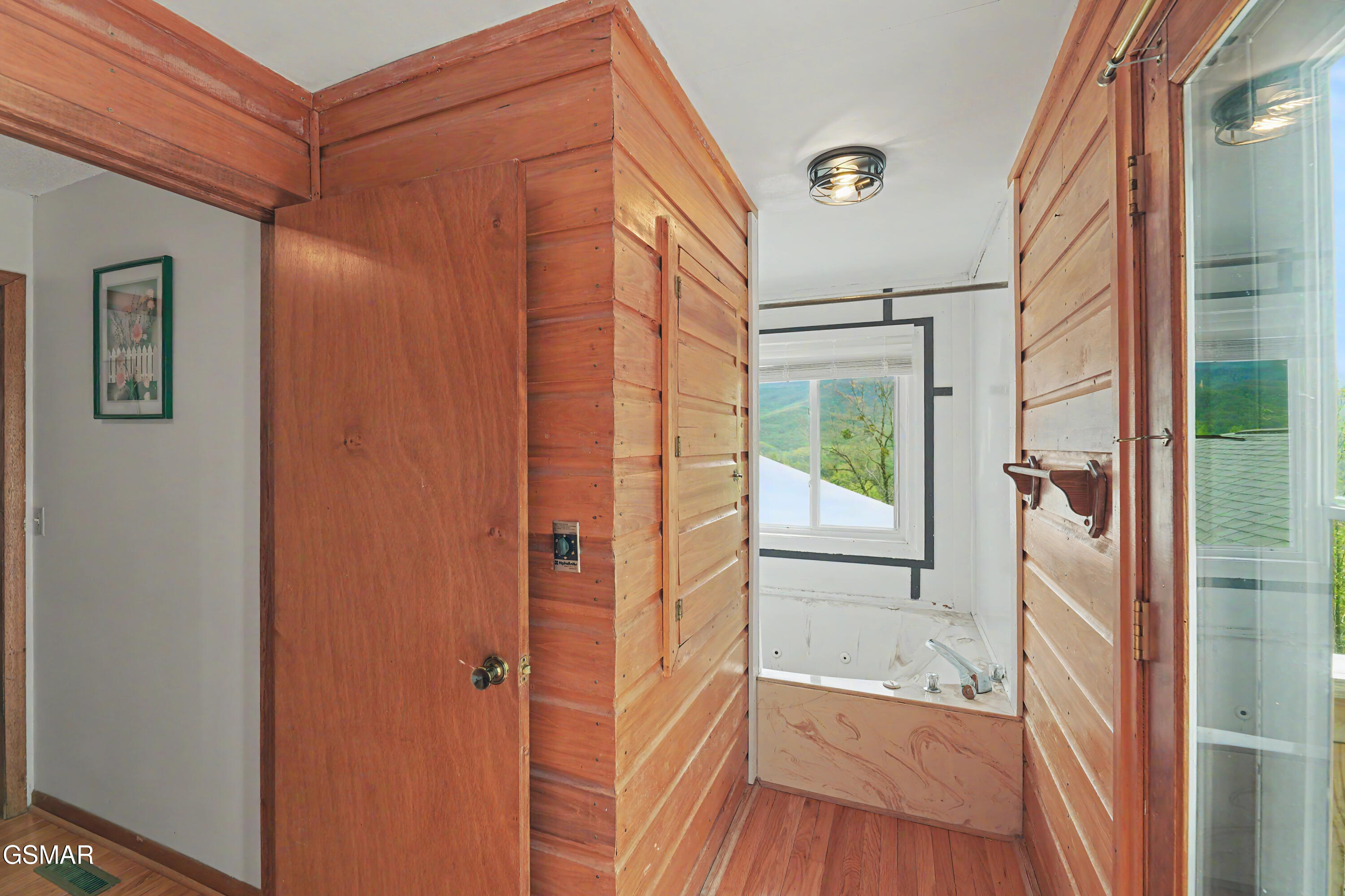 1030 Fox Tail Trail Gatlinburg TN 37738