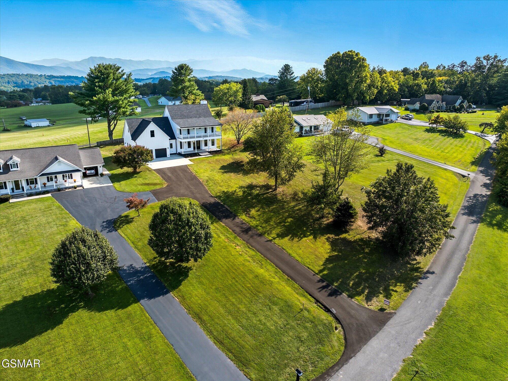 183 Thorn Road Newport TN 37821