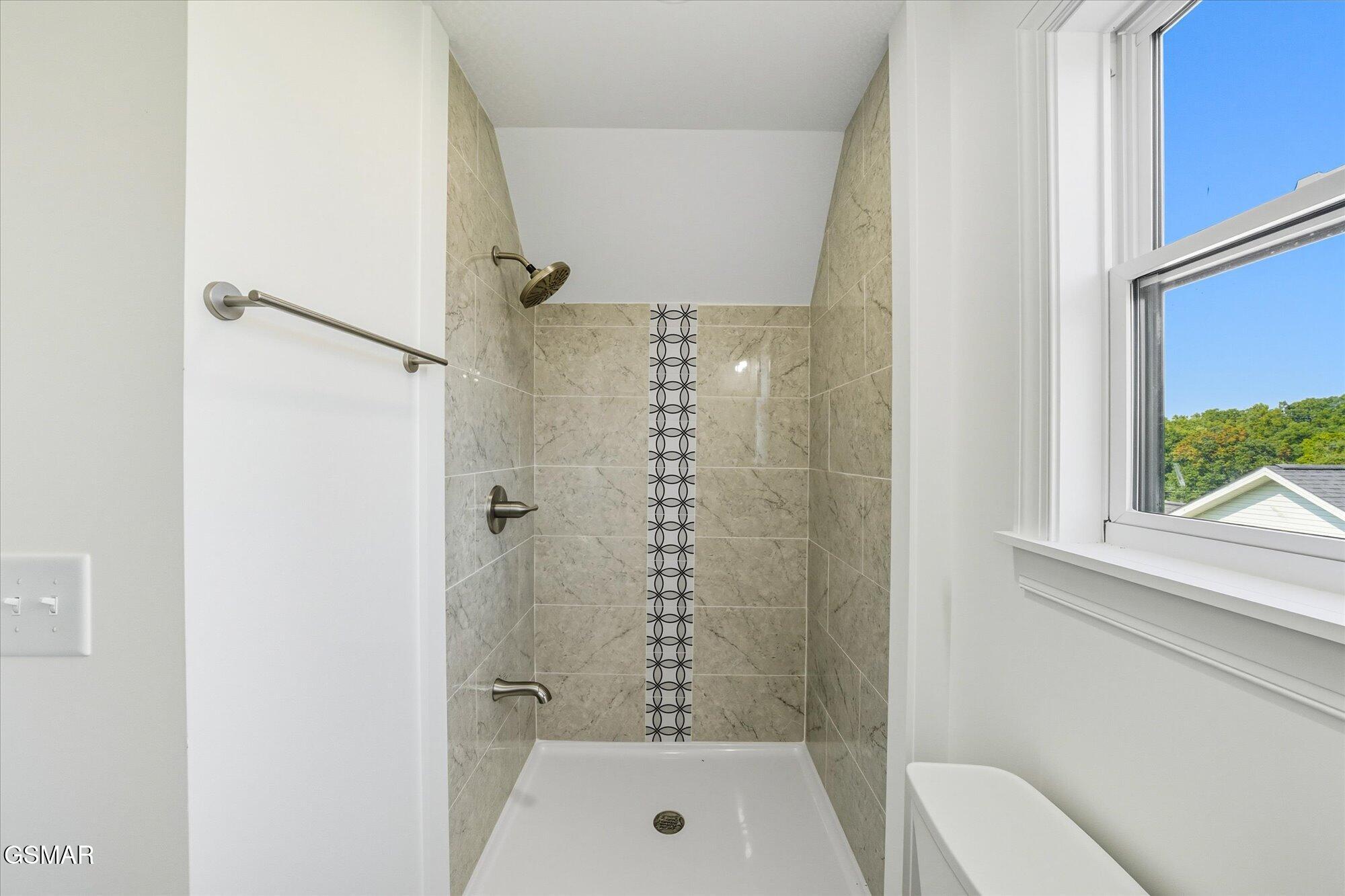 183 Thorn Road Newport TN 37821