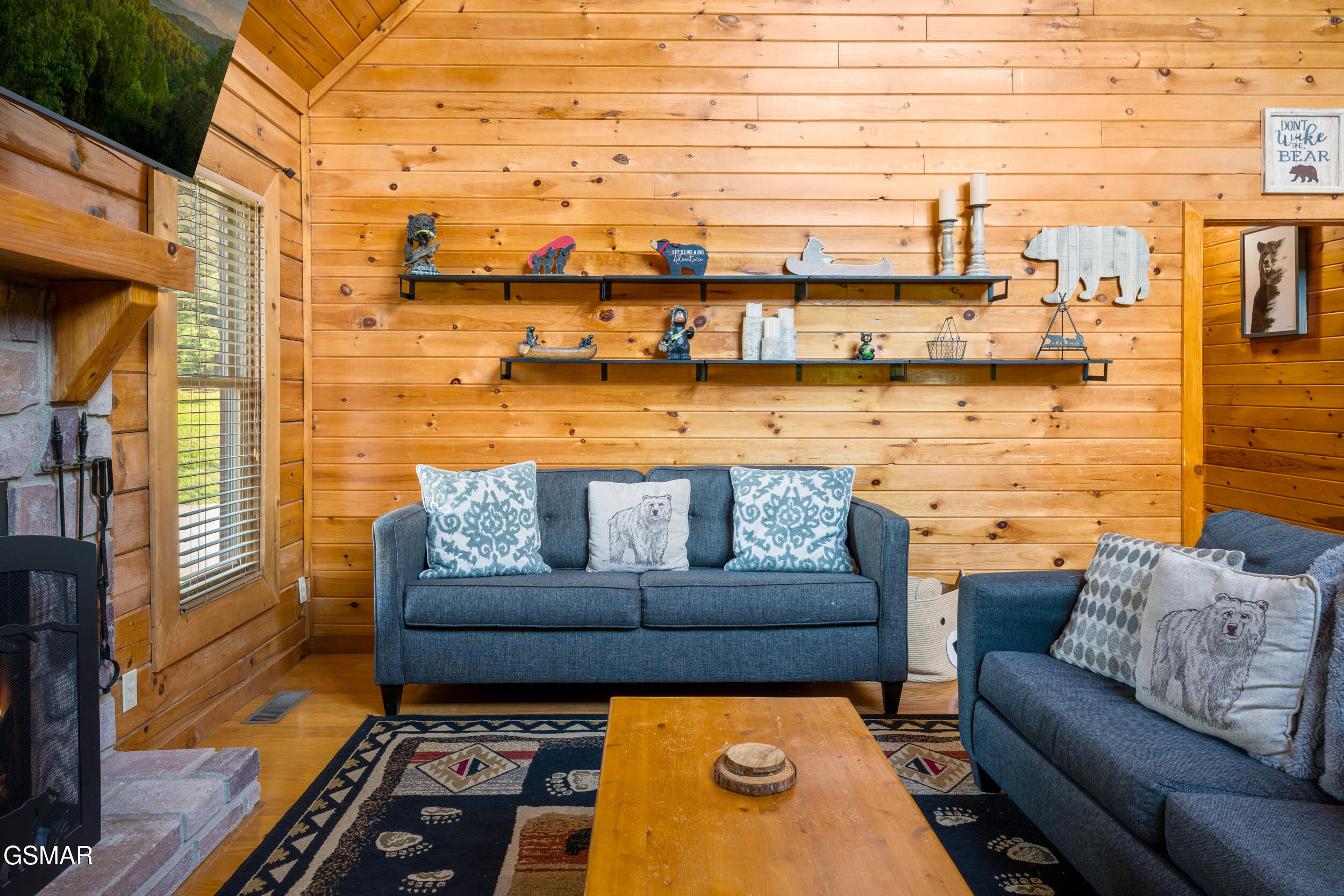 1810 Trout Way Sevierville TN 37862