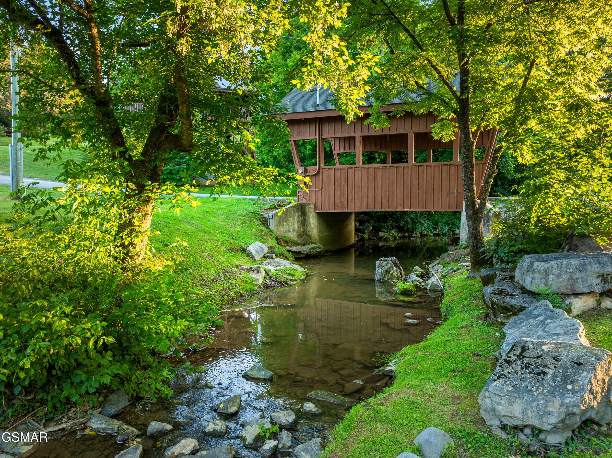 1810 Trout Way Sevierville TN 37862