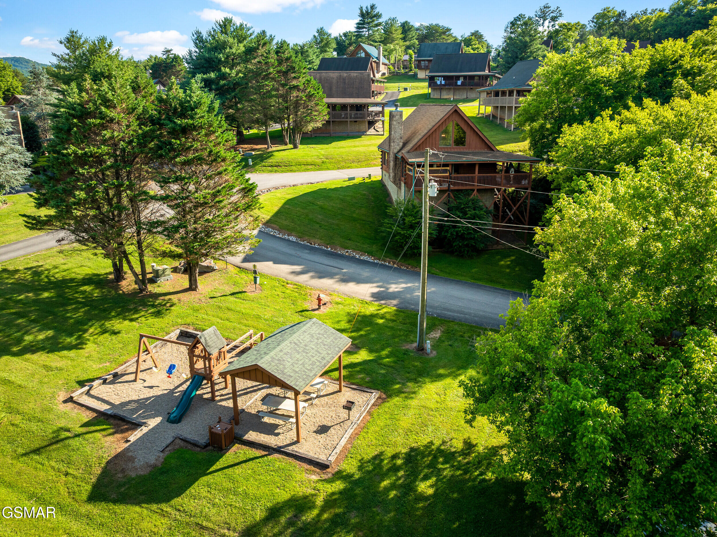 1810 Trout Way Sevierville TN 37862