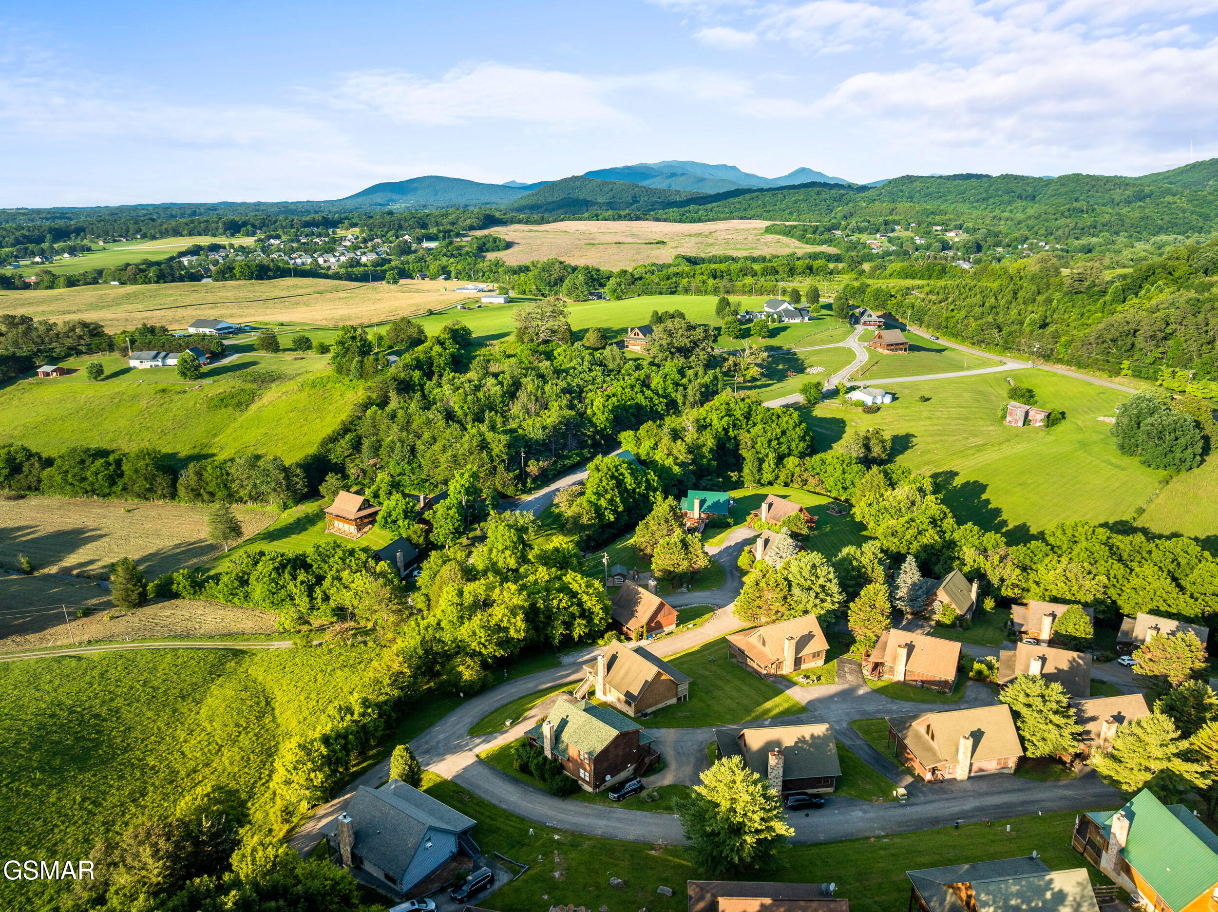 1810 Trout Way Sevierville TN 37862
