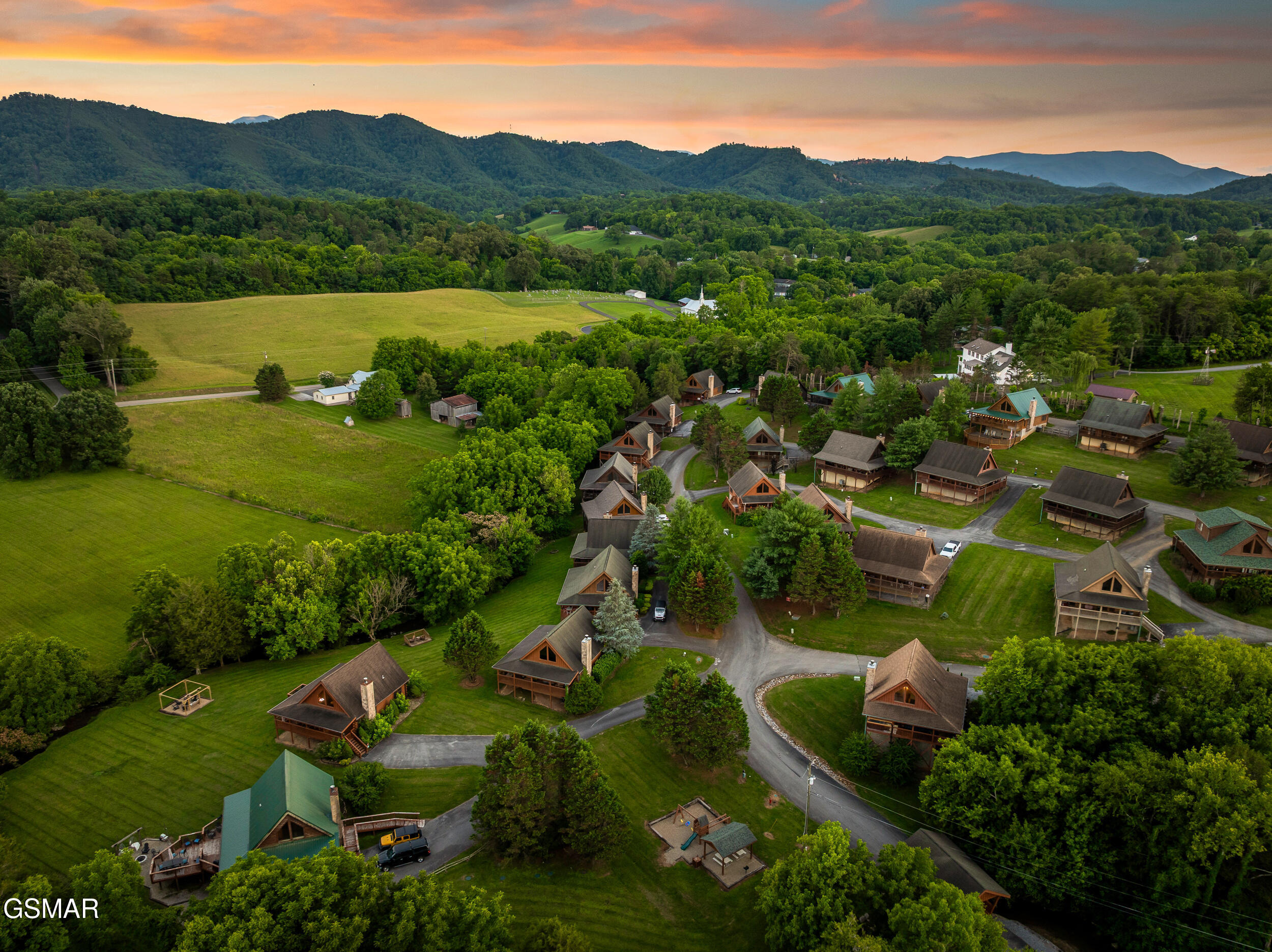 1810 Trout Way Sevierville TN 37862