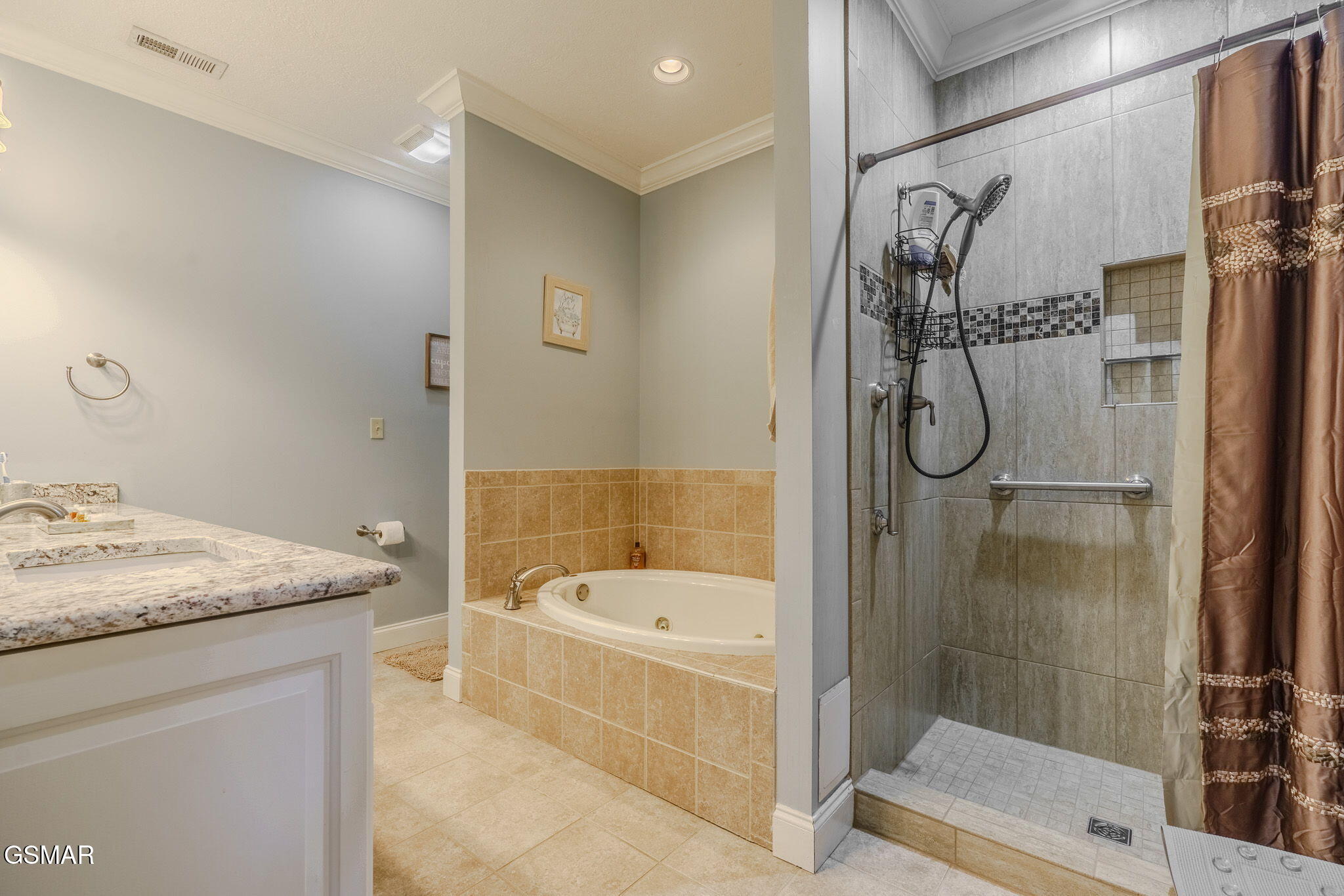 2005 Infinity Lane Sevierville TN 37876