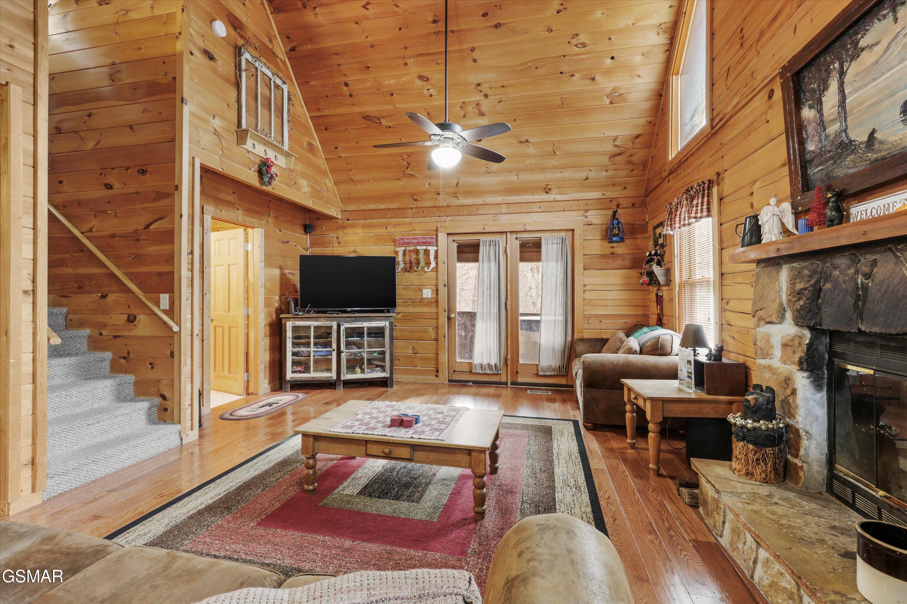 1590 Sky View Drive Sevierville TN 37876