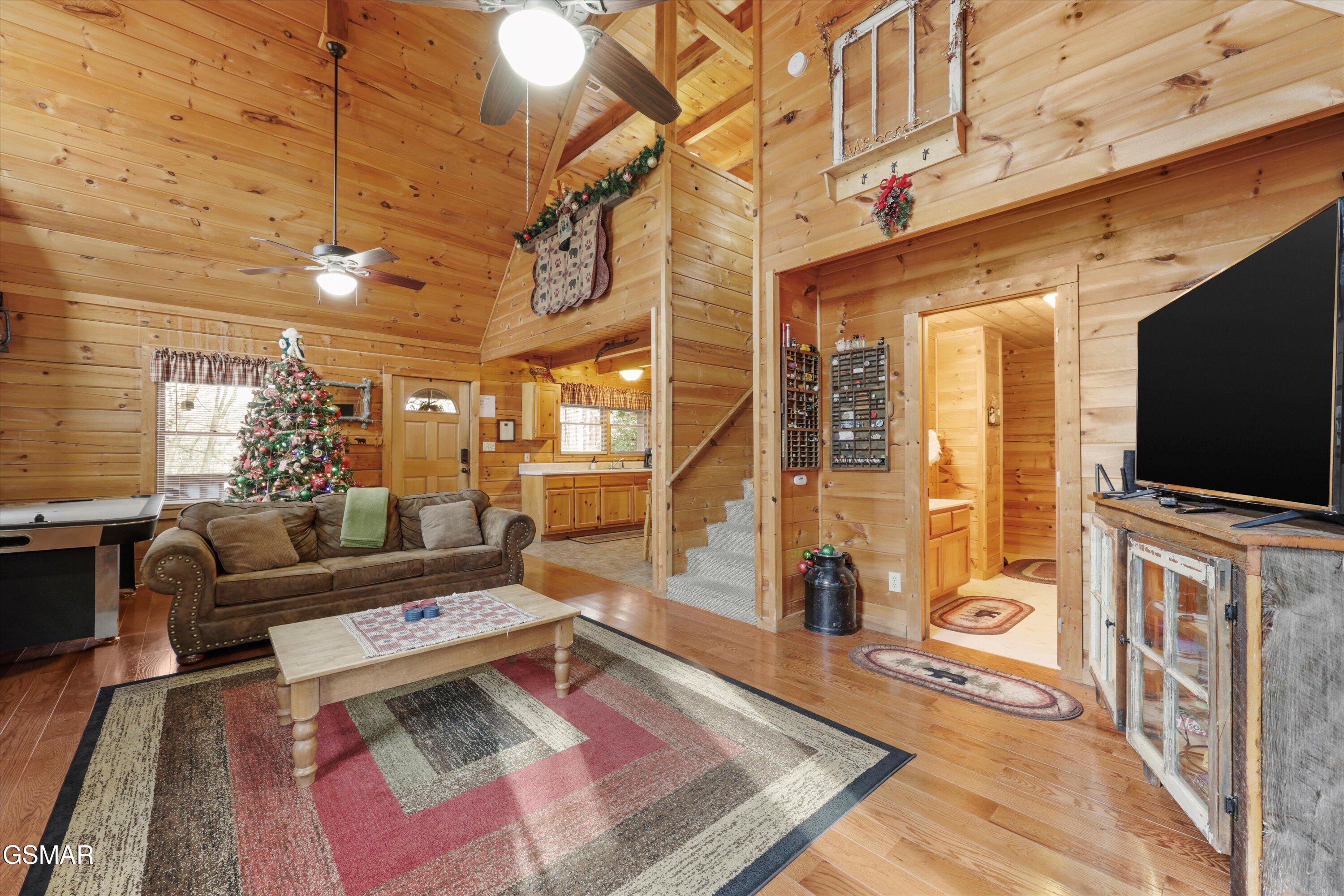 1590 Sky View Drive Sevierville TN 37876