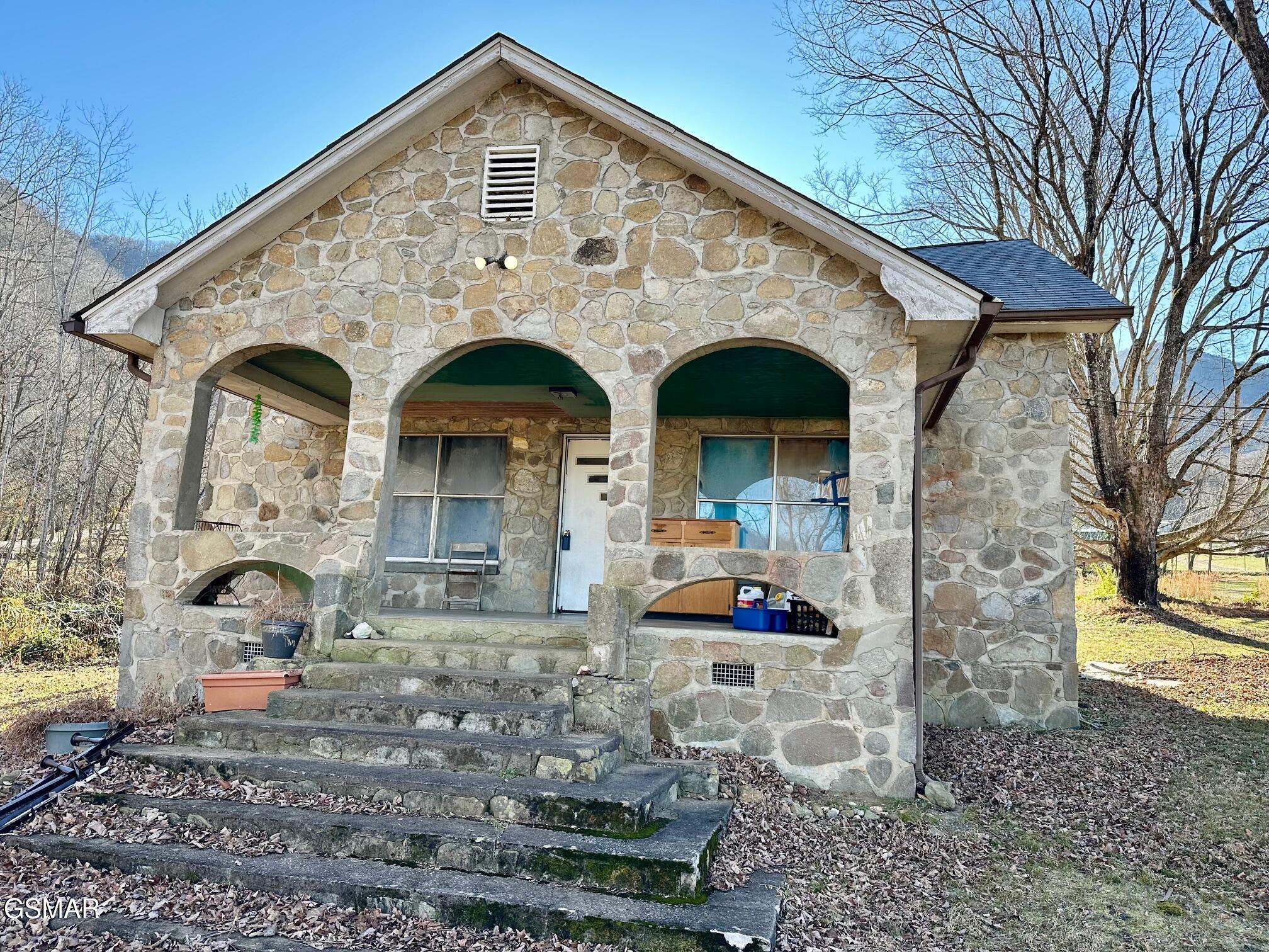 3528 Sugar Camp Circle Sevierville TN 37862