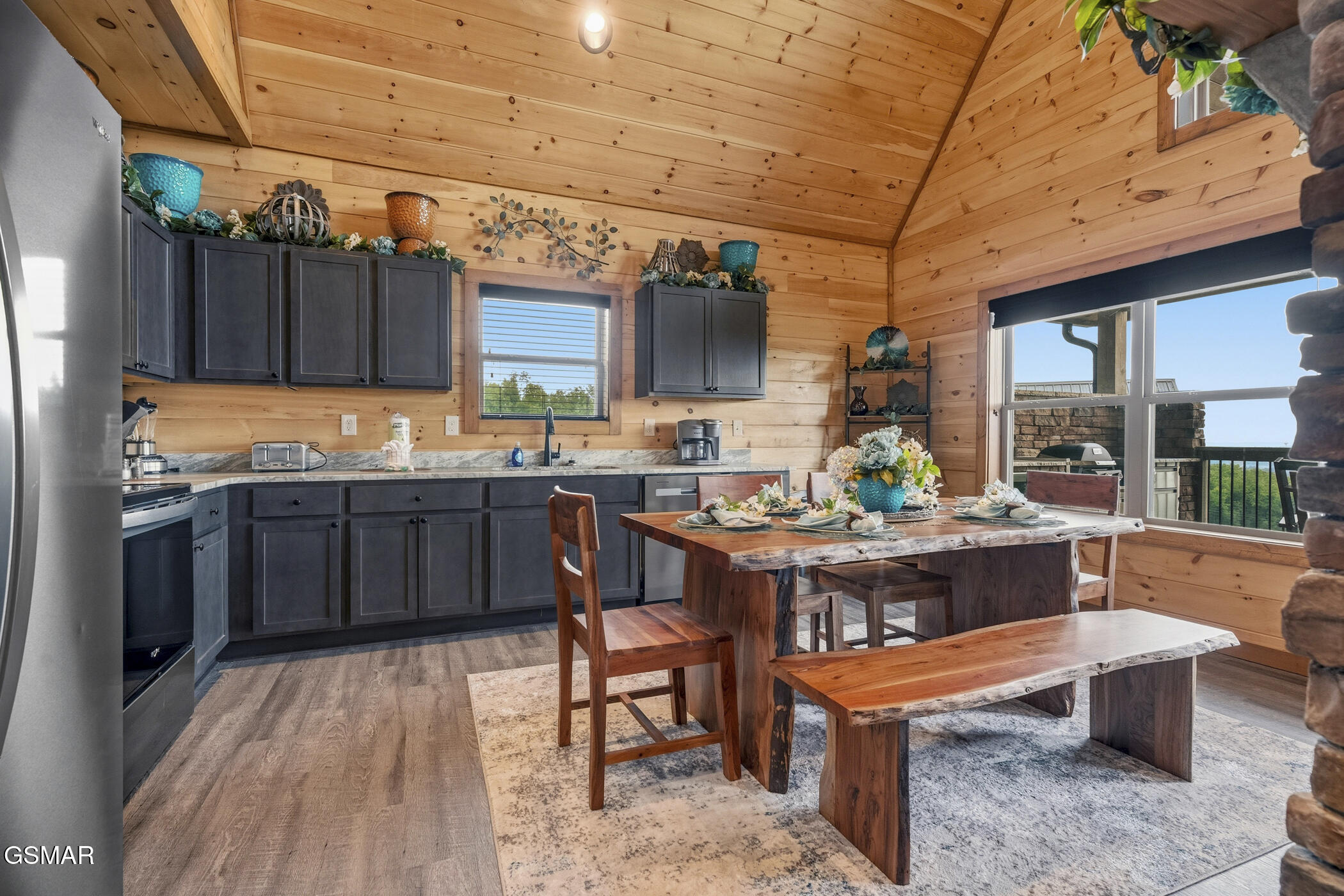 3321 Pine Peak Way Sevierville TN 37862