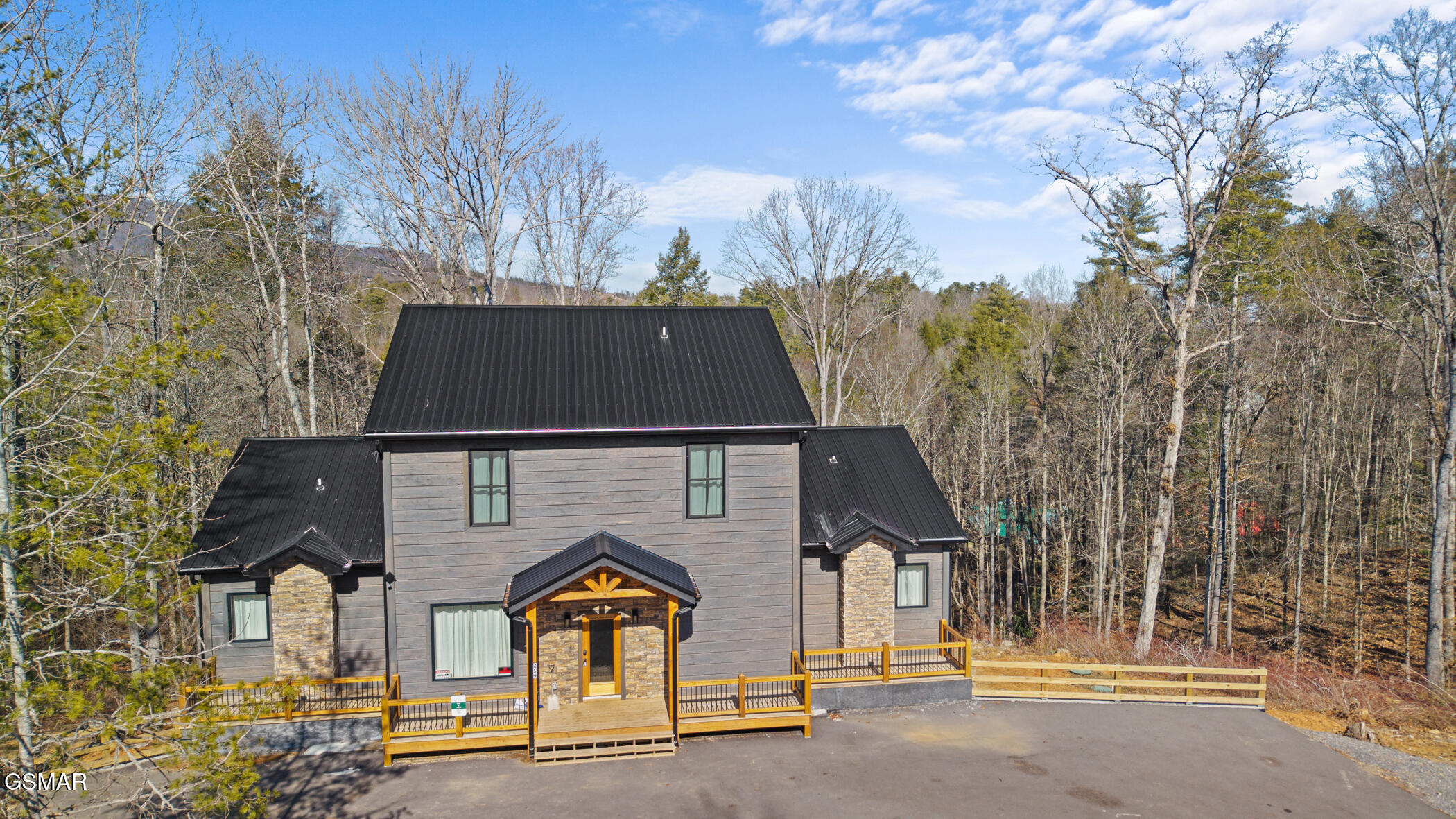 2749 Owls Cove Way Sevierville TN 37862