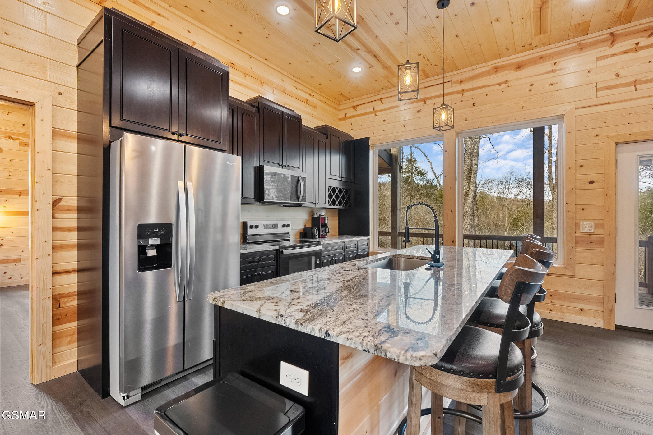 2749 Owls Cove Way Sevierville TN 37862