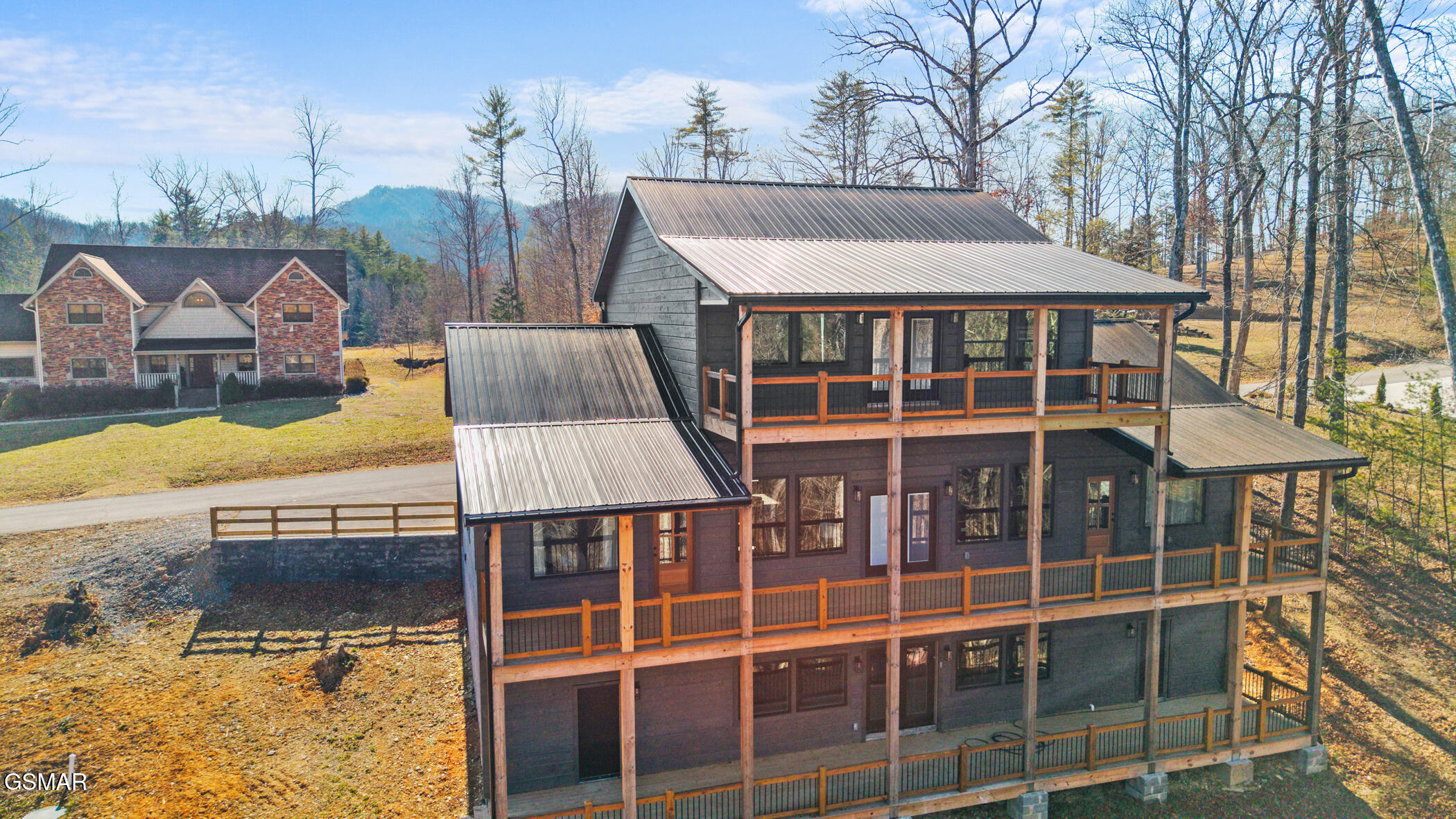 2749 Owls Cove Way Sevierville TN 37862