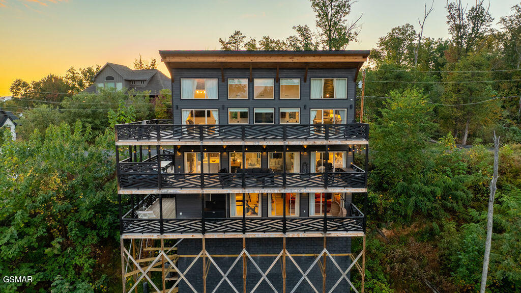 839 Deer Path Lane Gatlinburg TN 37738