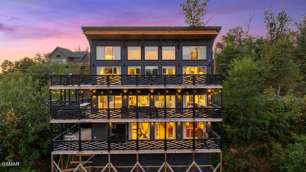 839 Deer Path Lane Gatlinburg TN 37738