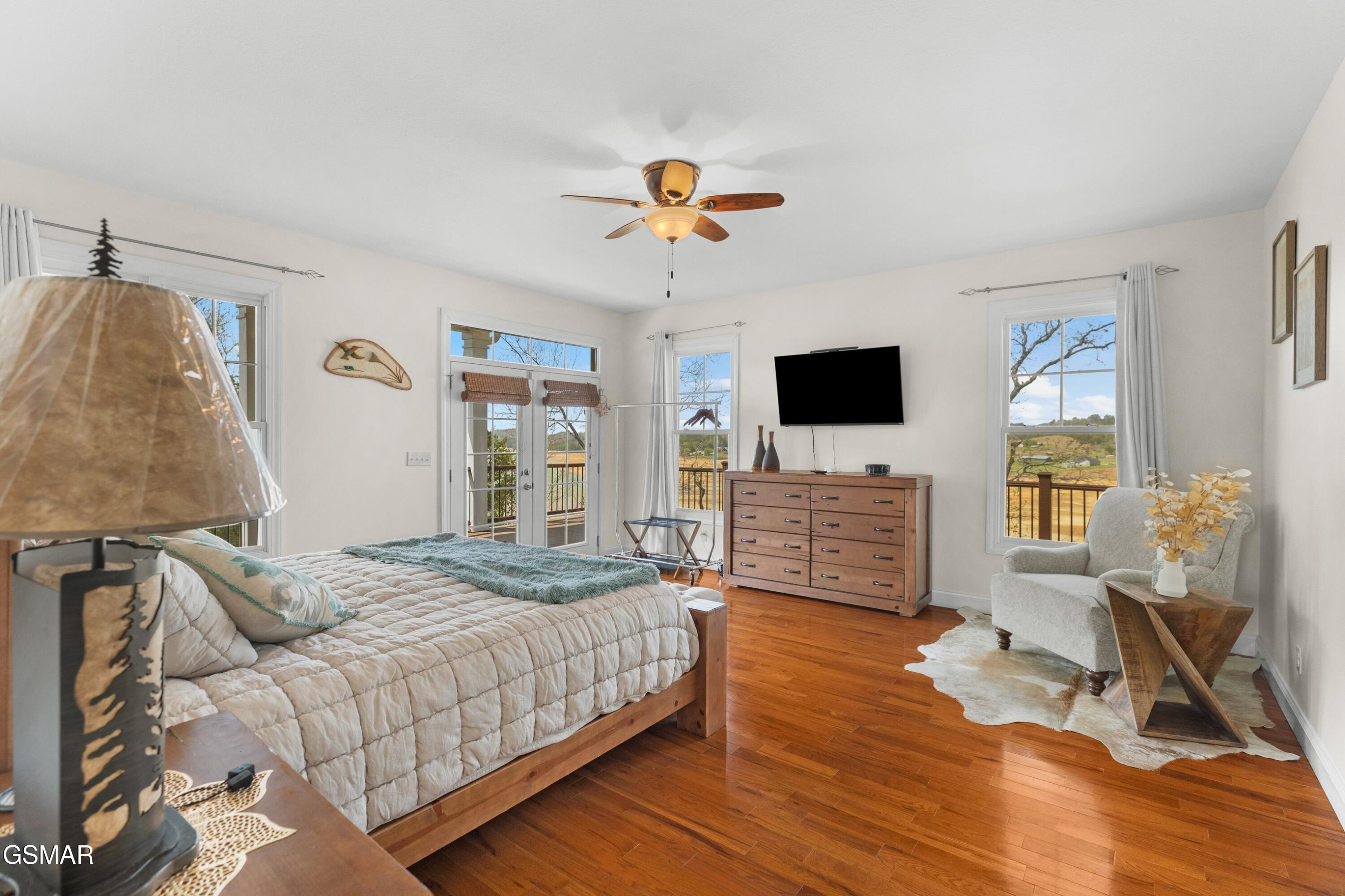 2017 Paradise Hills Road Dandridge TN 37725