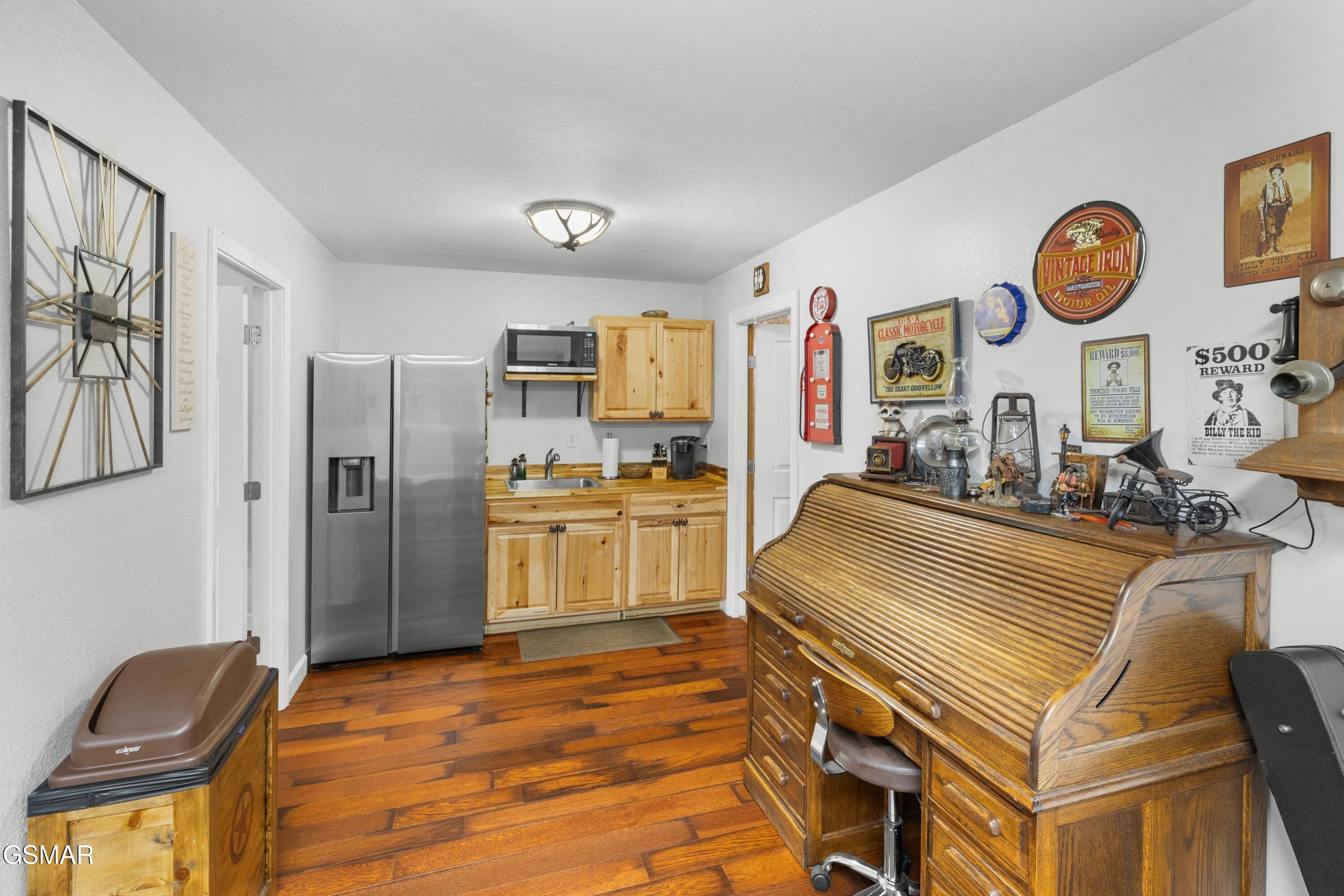 2017 Paradise Hills Road Dandridge TN 37725