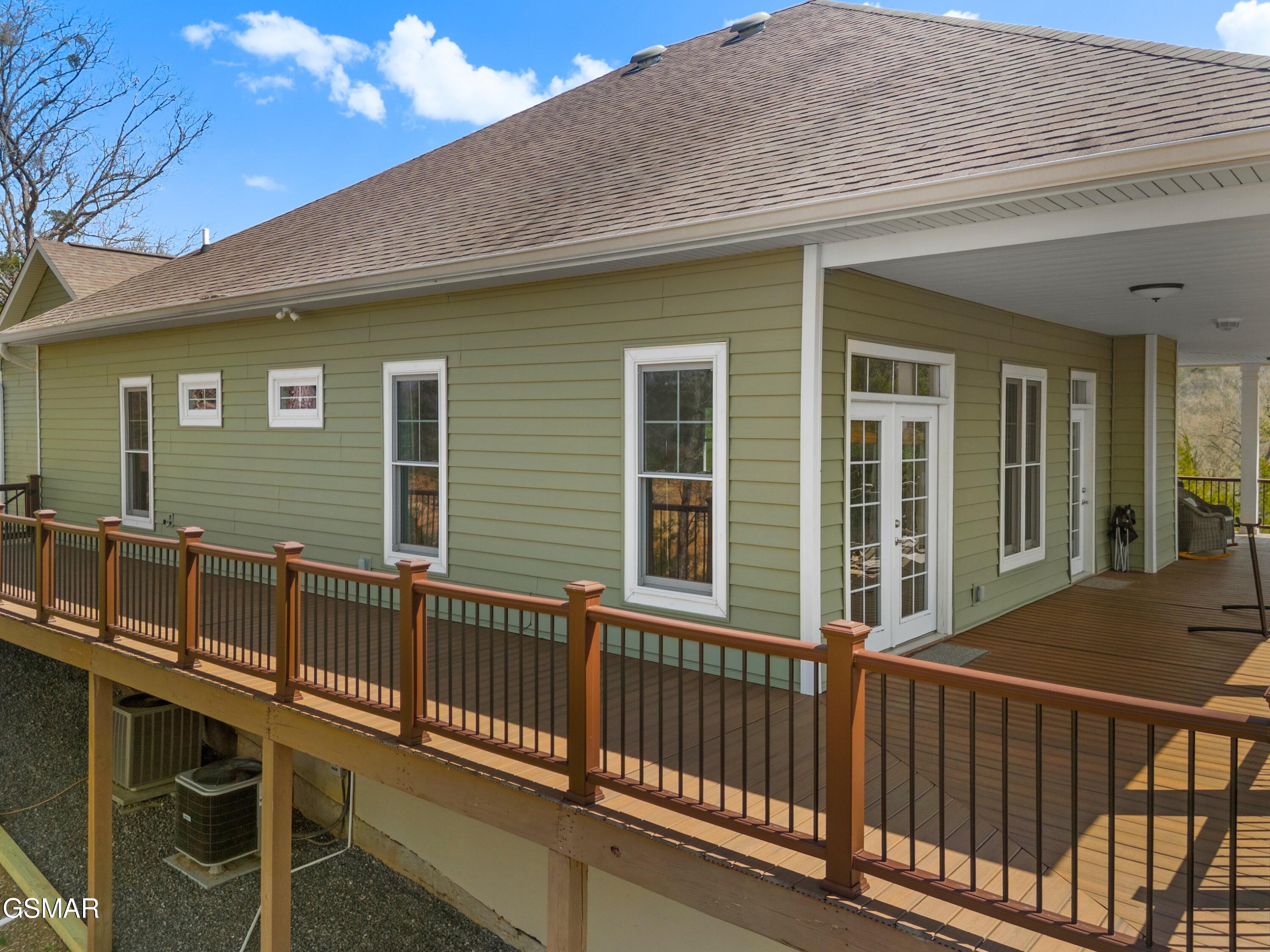 2017 Paradise Hills Road Dandridge TN 37725