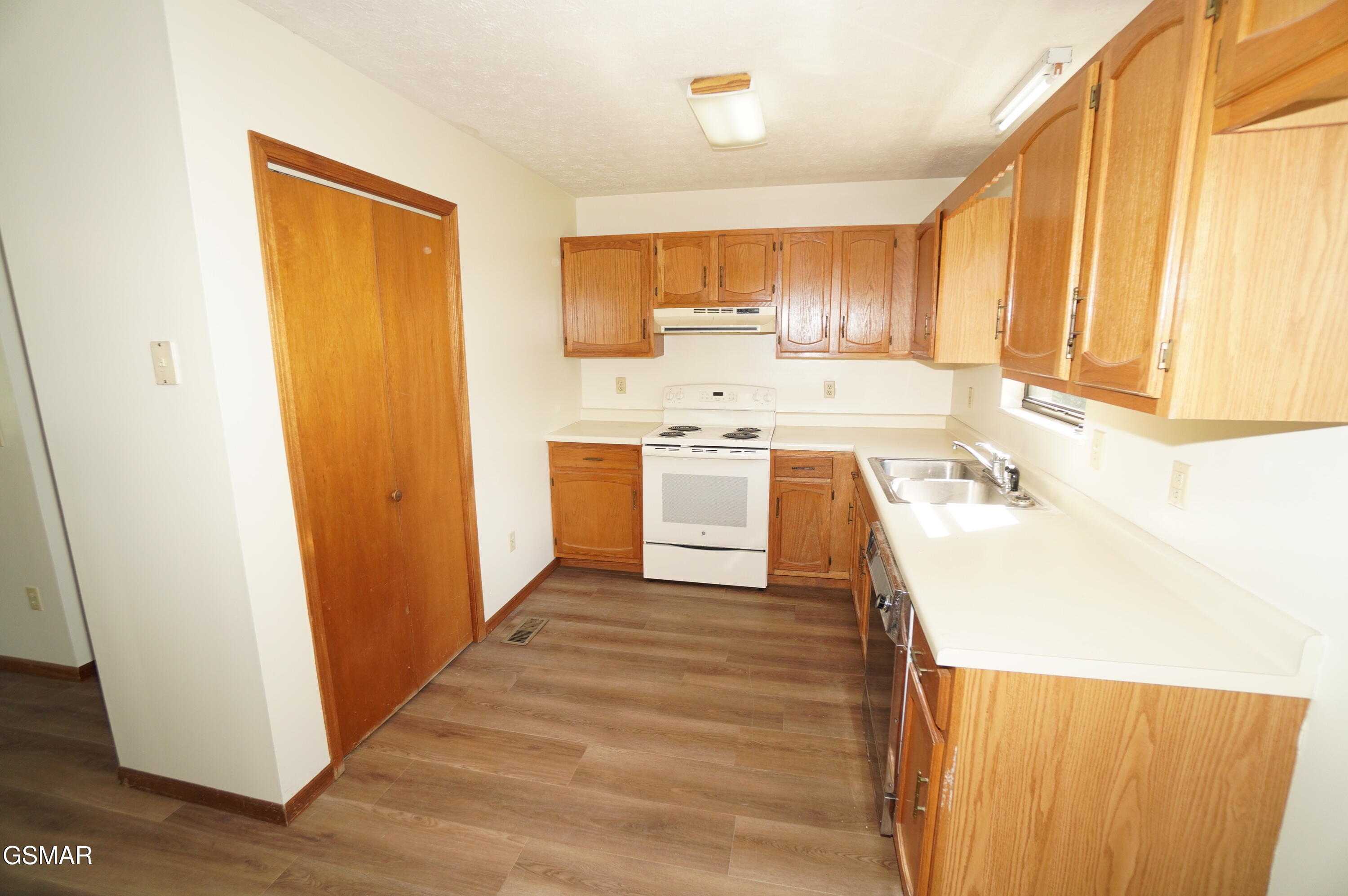 1006 Woodland Way Dandridge TN 37725