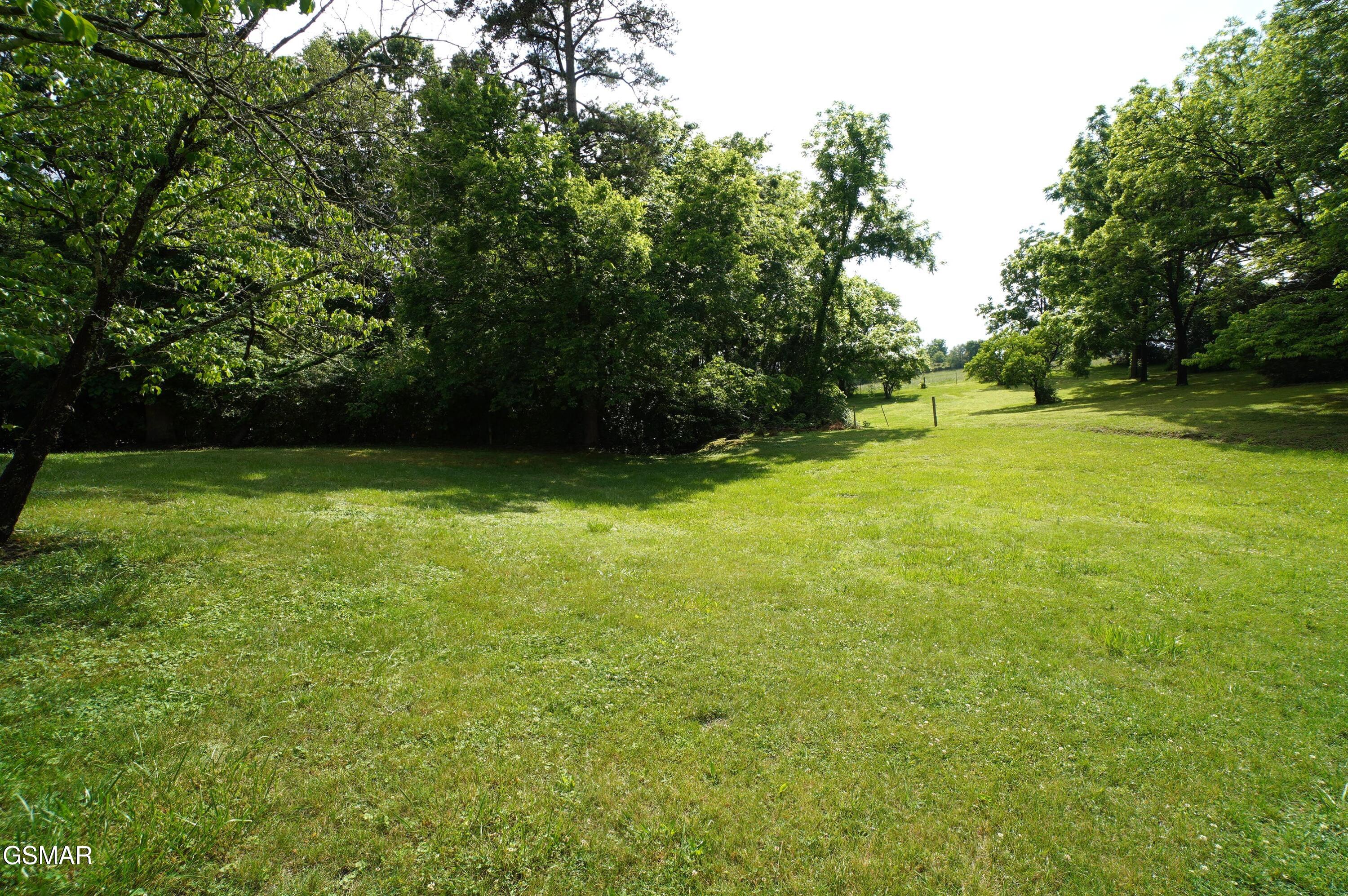 1006 Woodland Way Dandridge TN 37725