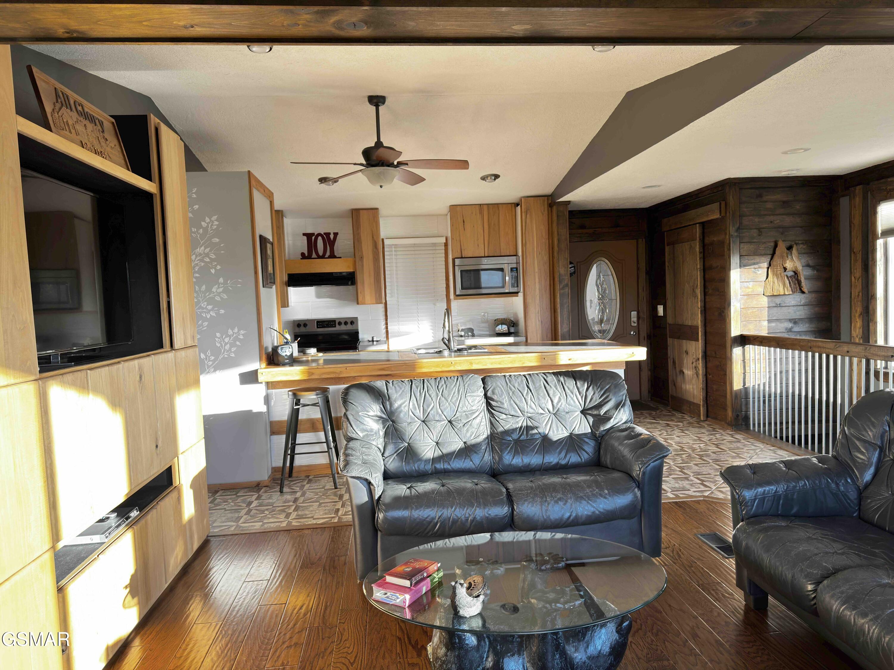 3307 Chinquepin Drive Sevierville TN 37876