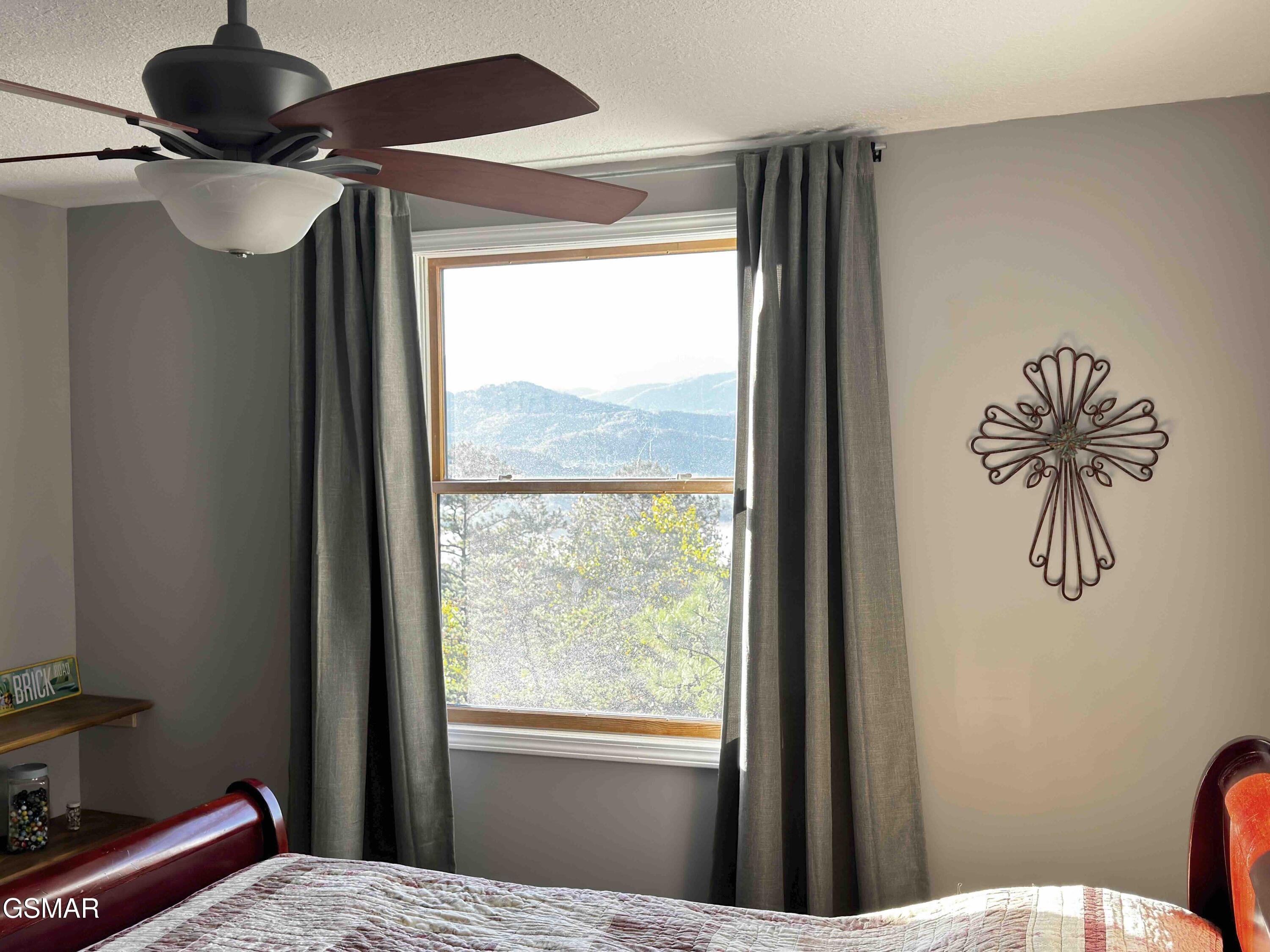 3307 Chinquepin Drive Sevierville TN 37876